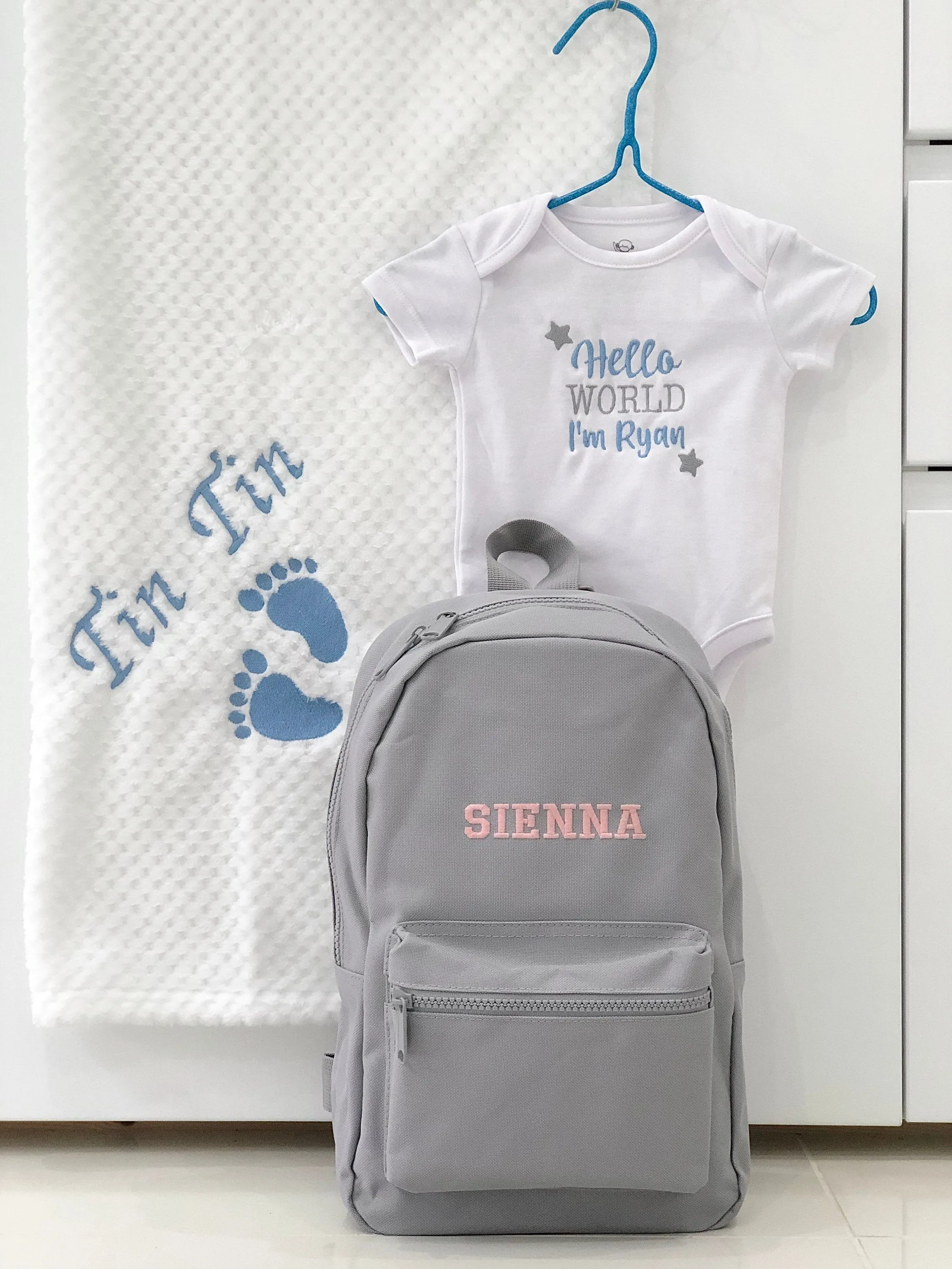 3-ITEMS Personalised Mini Backpack Bag, Blanket & Bodysuit Bundle Gift Set