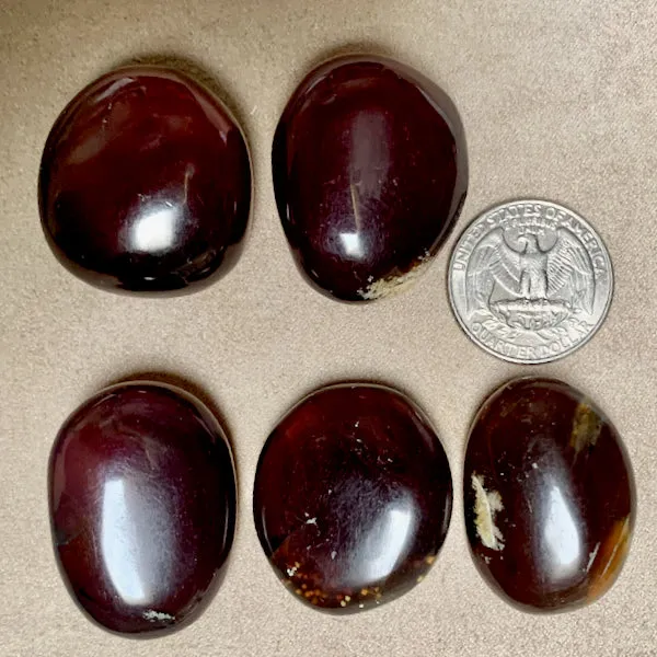 Amber Pebble (Indonesia)