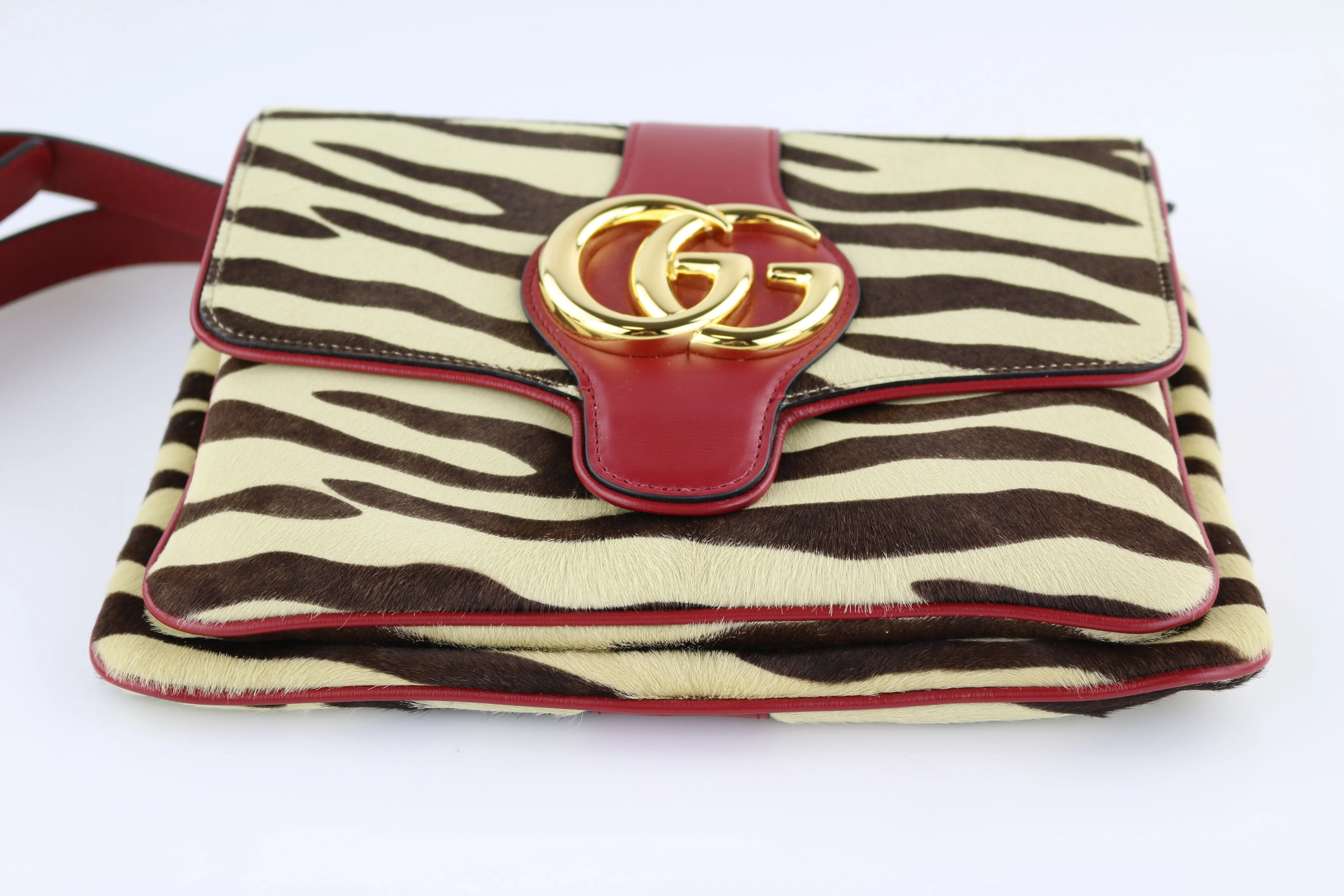 Arli Tiger Print Medium Shoulder Bag