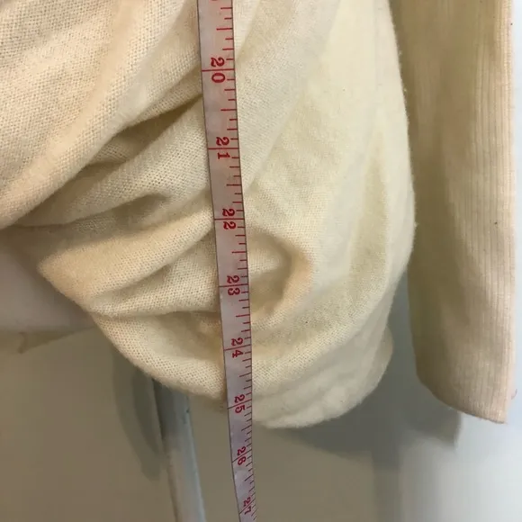 Athleta Finale Cashmere Wool Twist Front Sweater
