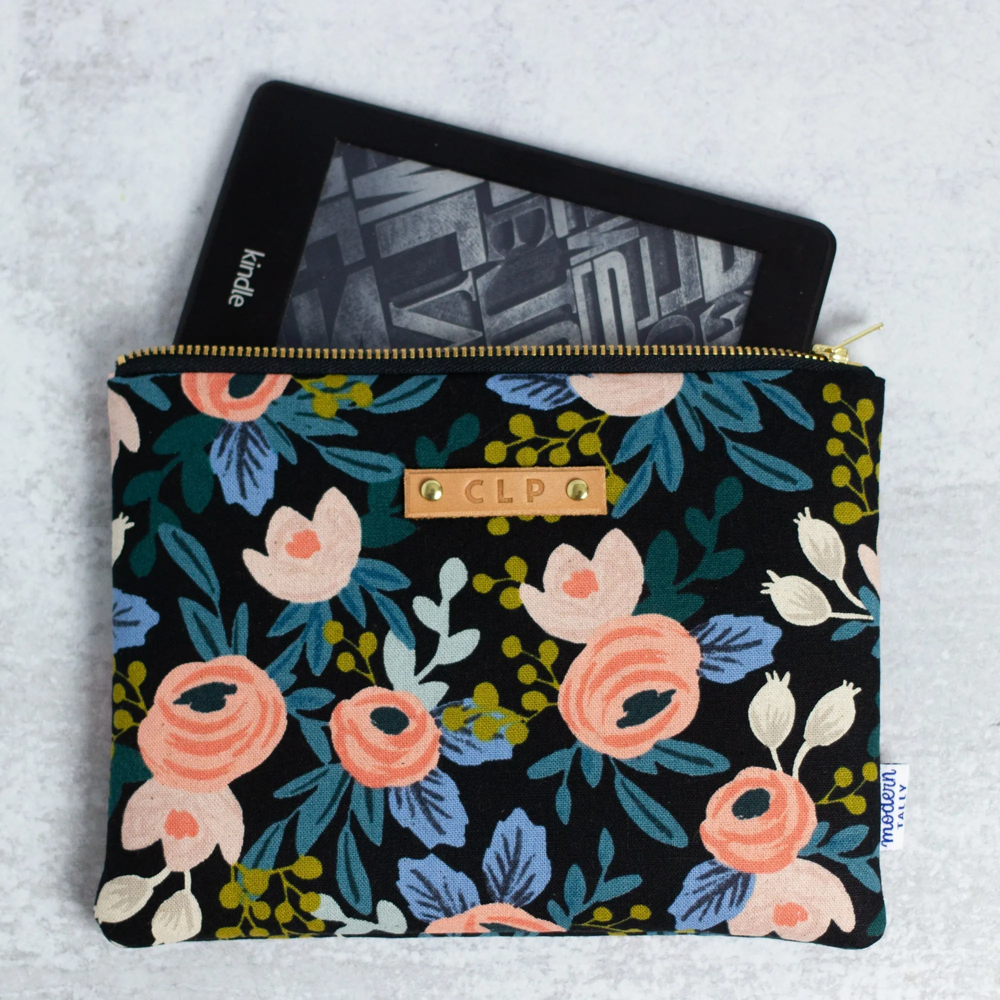 Black Rosa e-Reader Case