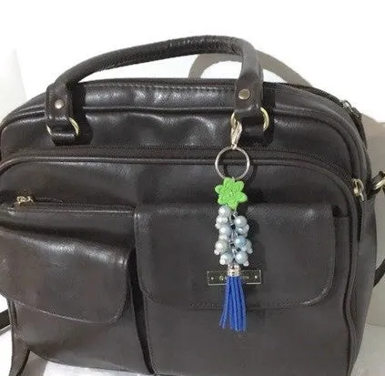 Blue beaded handbag charm, key fob, purse charm, zipper pull, handmade beaded keyring charm, the blue grapes charm