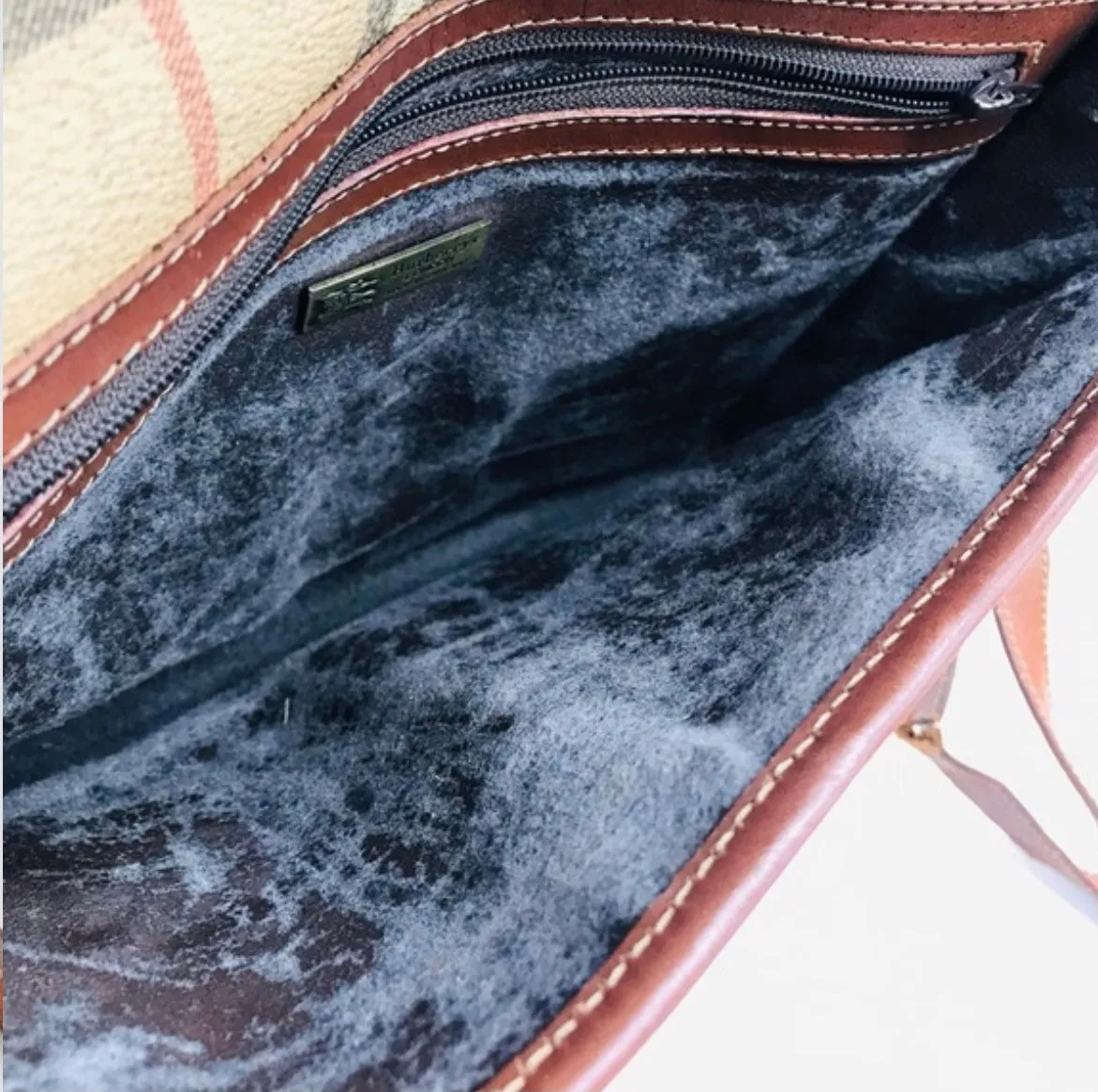 BURBERRY Nova Check Shoulder Bag