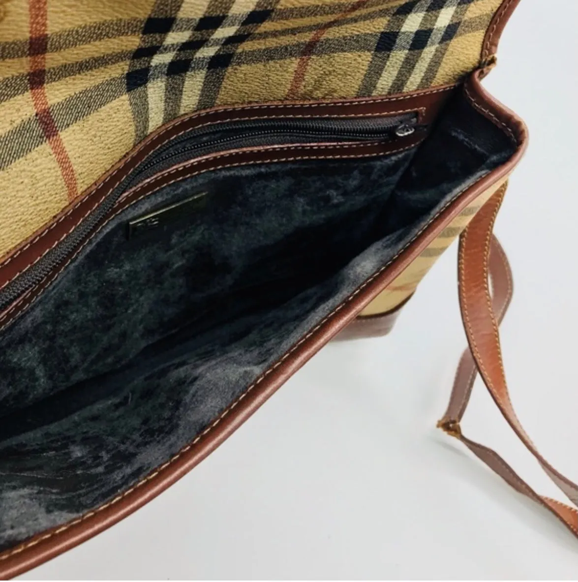 BURBERRY Nova Check Shoulder Bag