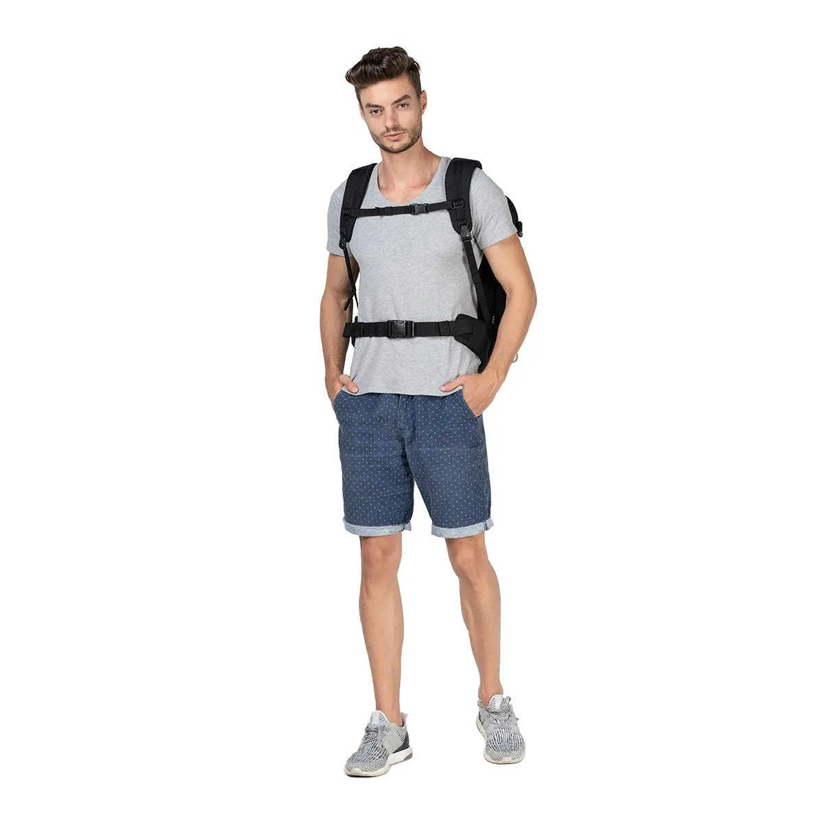 CabinZero Classic Pro 42L (Absolute Black)
