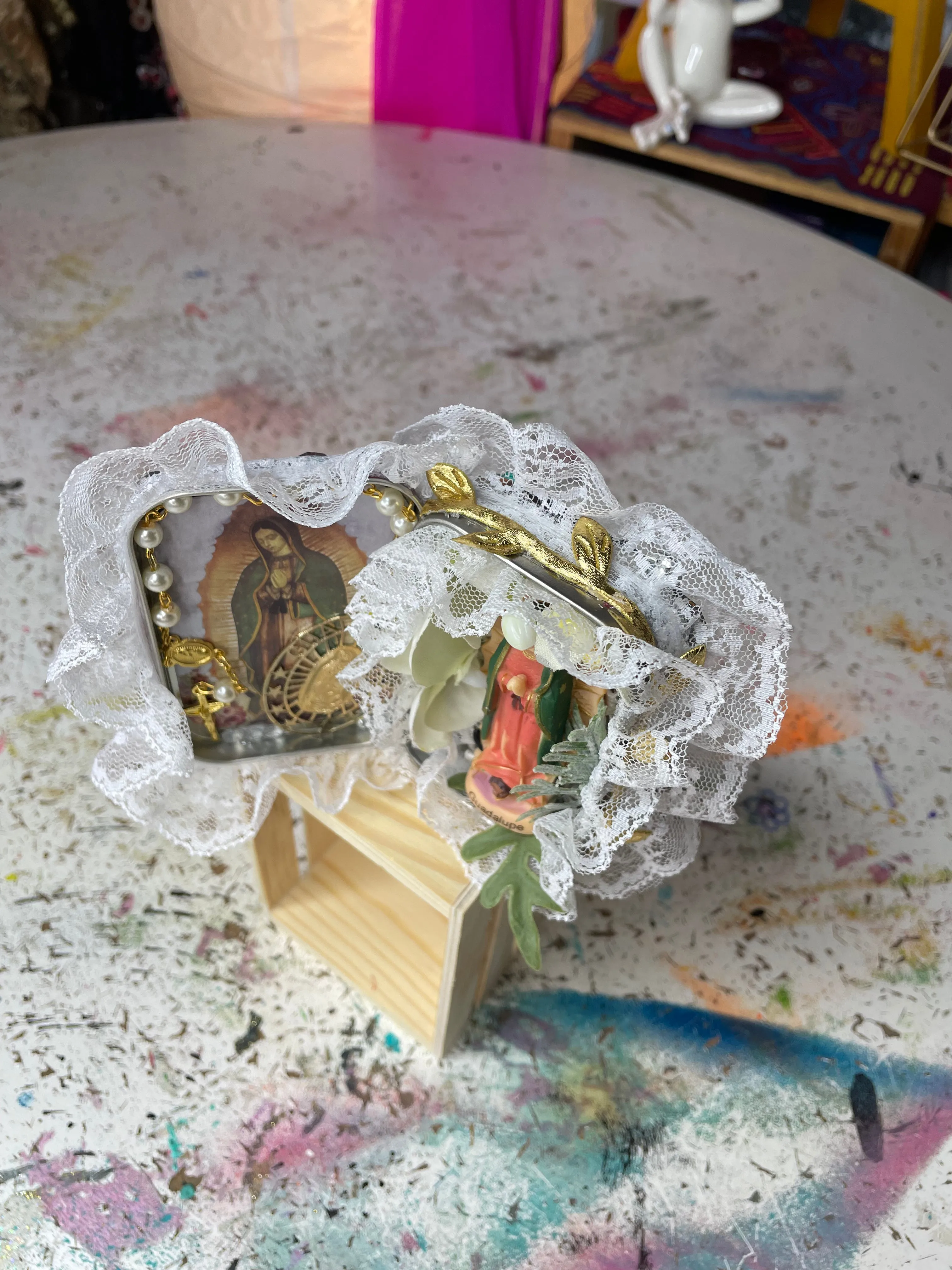 Canvas / little shrine Guadalupana