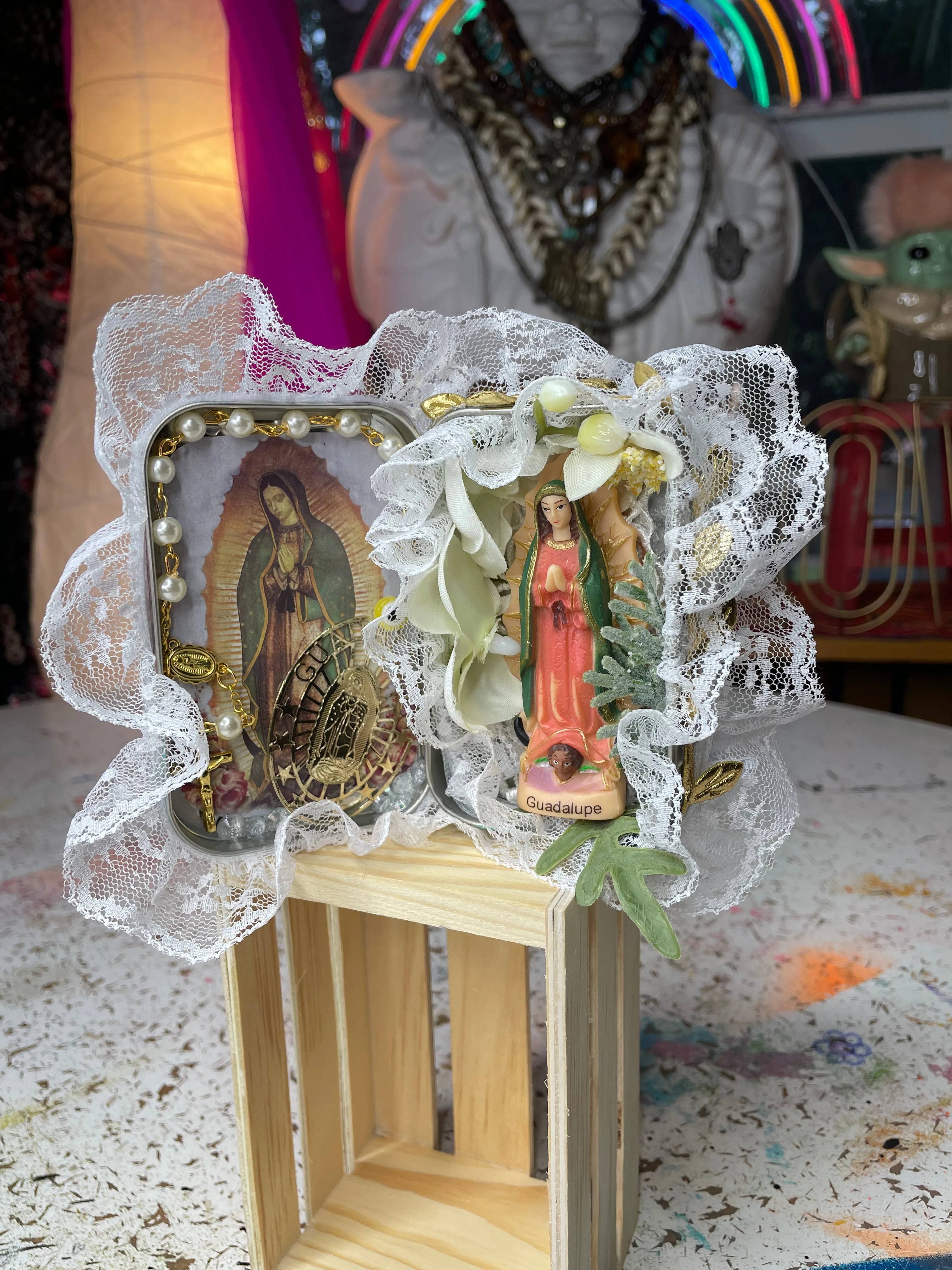 Canvas / little shrine Guadalupana