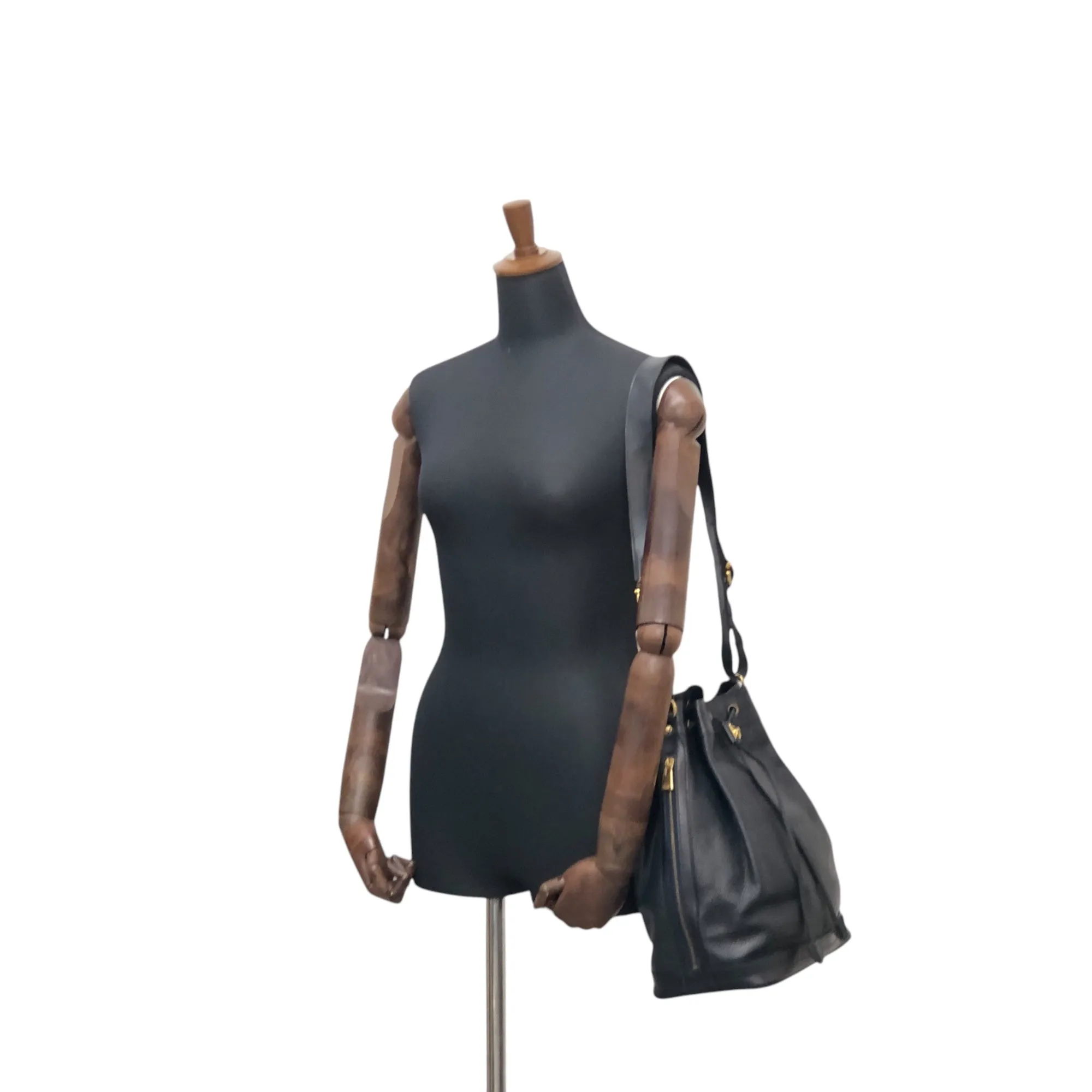 CELINE Gancini Drawstring Shoulder bag Dark Navy Vintage 5xguk7