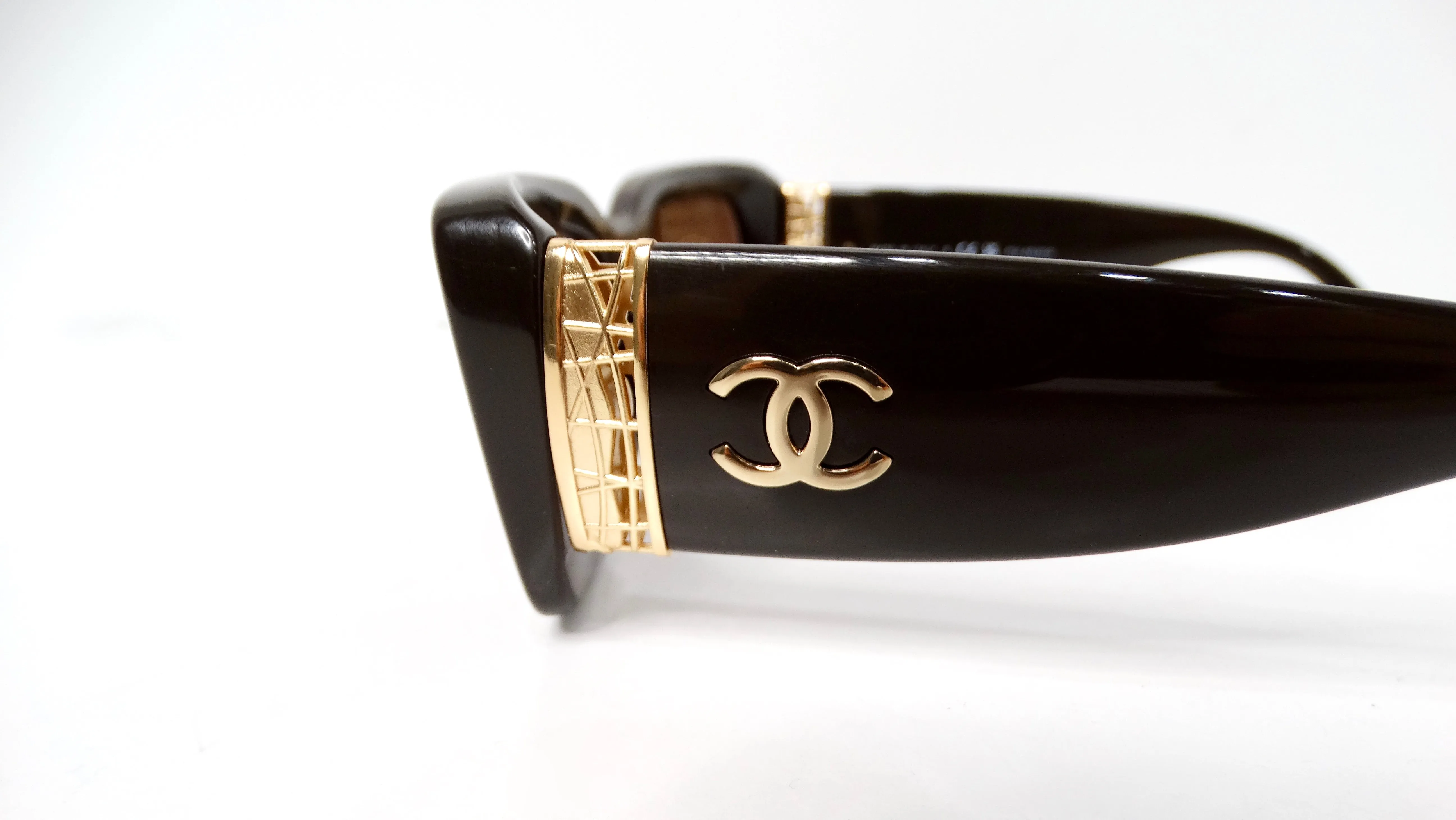 Chanel Brown Polarized Rectangular Gold-Tone Interlocking CC Accent Sunglasses