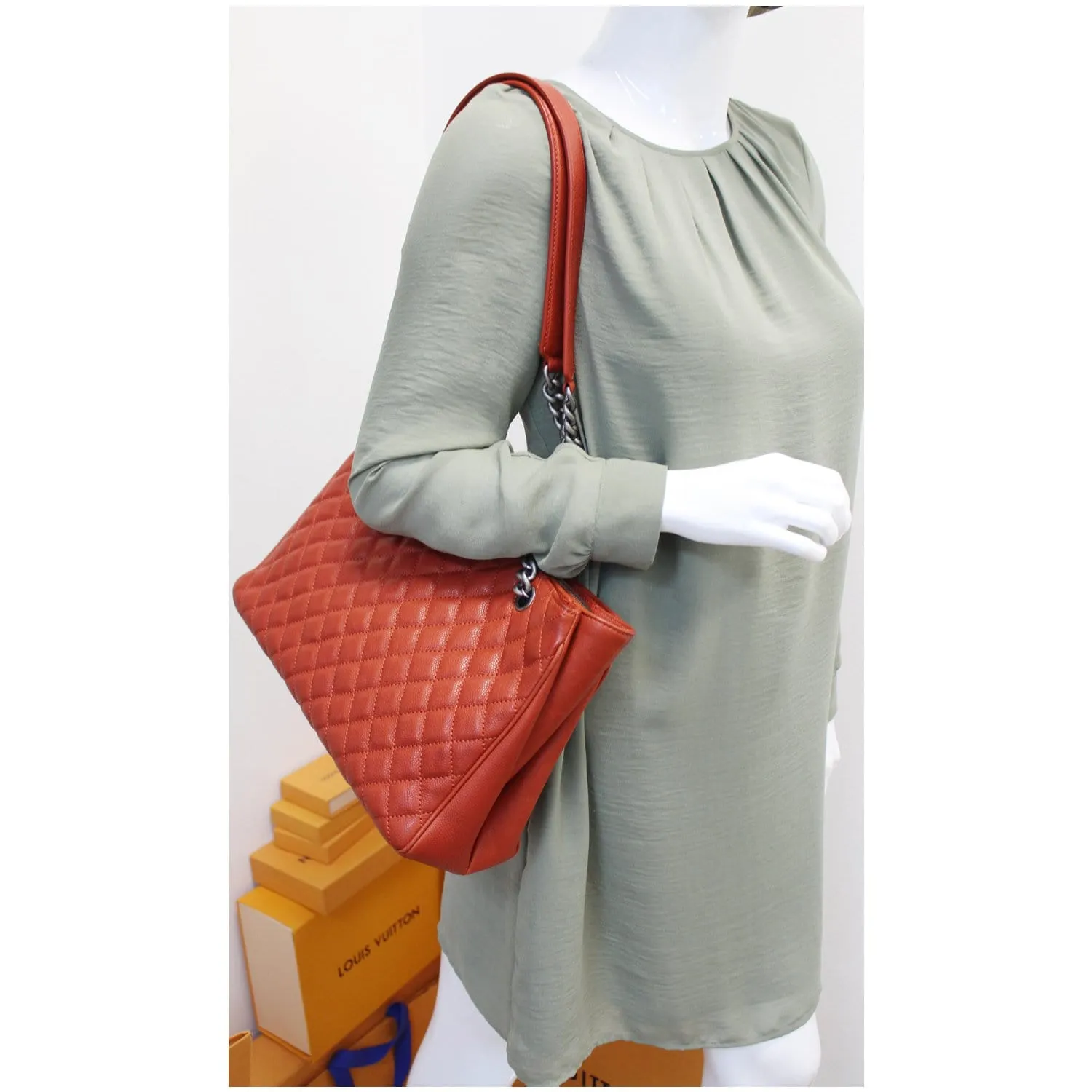 CHANEL Medium Rock In Rome Quilted Caviar Shoulder Tote Bag Red