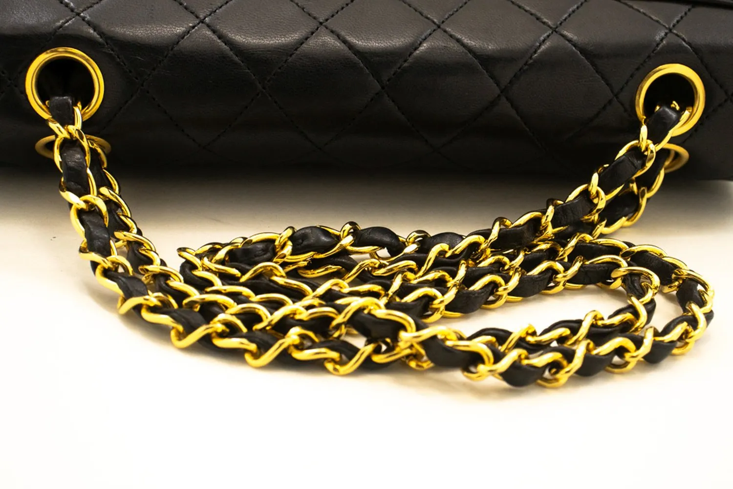 CHANEL Vintage Classic Chain Shoulder Bag Single Flap Quilted Lamb m91