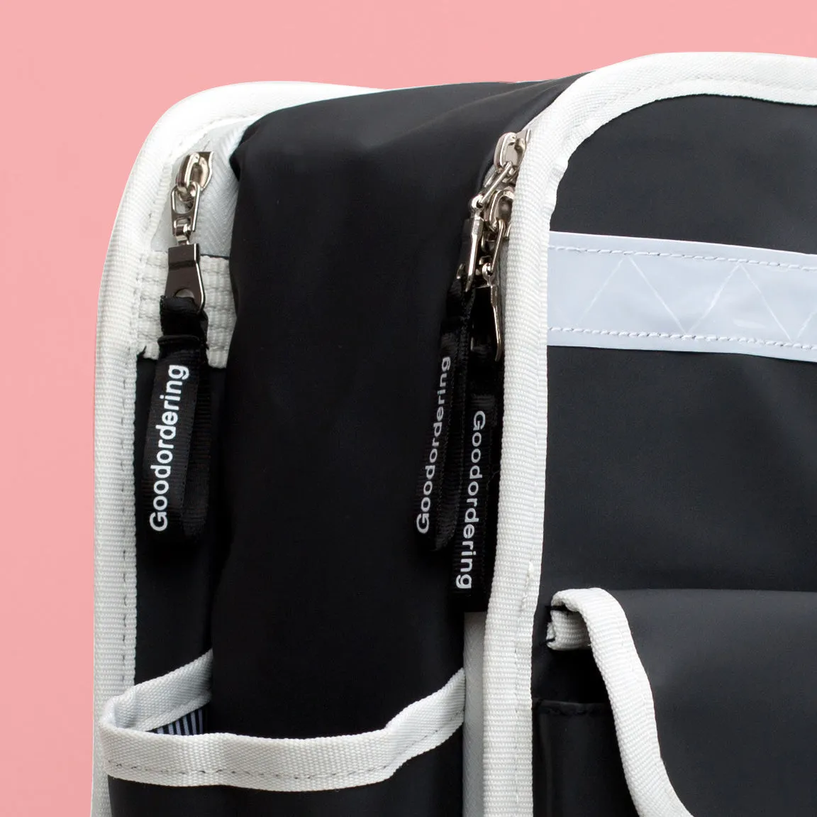 Classic Backpack black and white