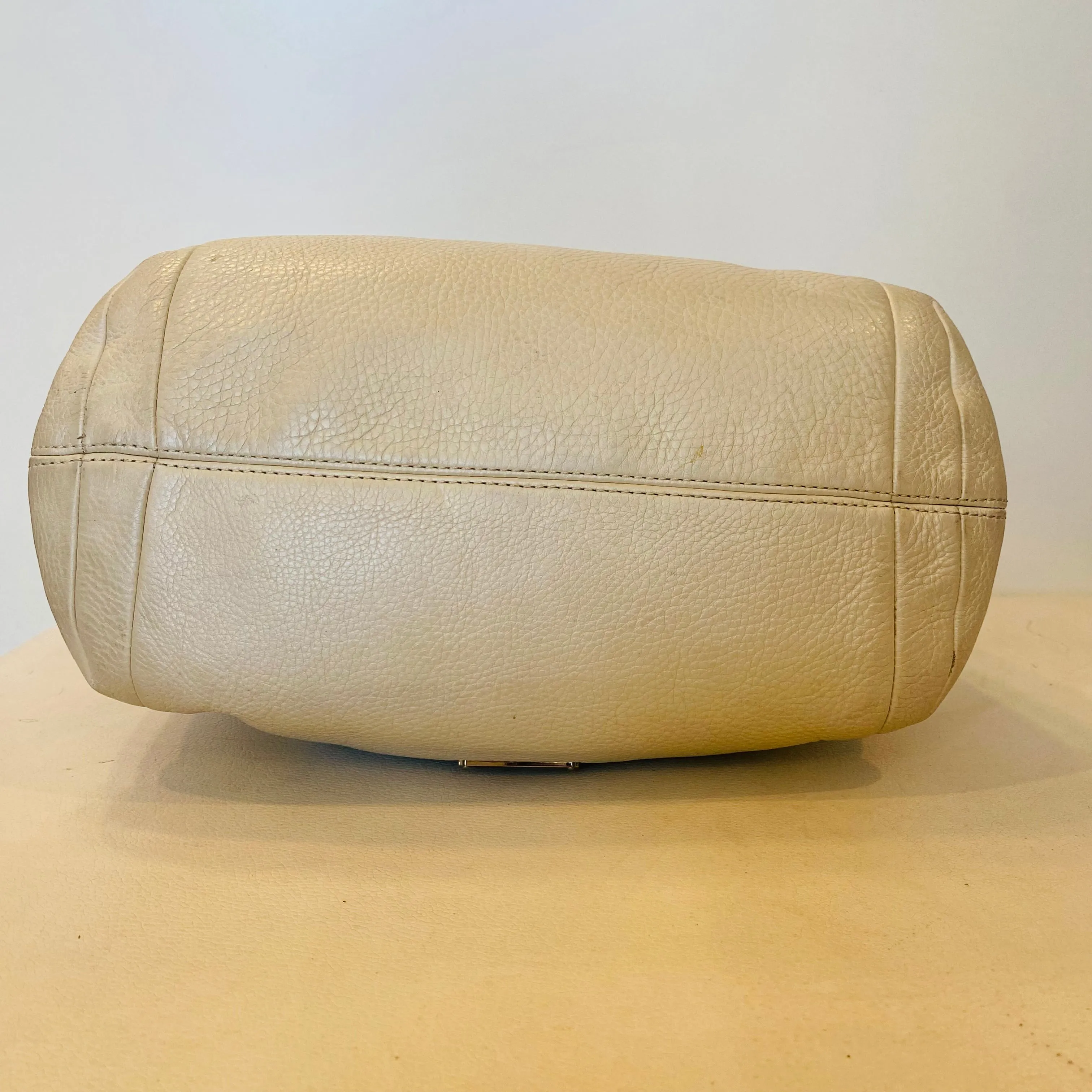COACH Avery Leather Drawstring Shoulder Bag Pearl/Ivory #F27003