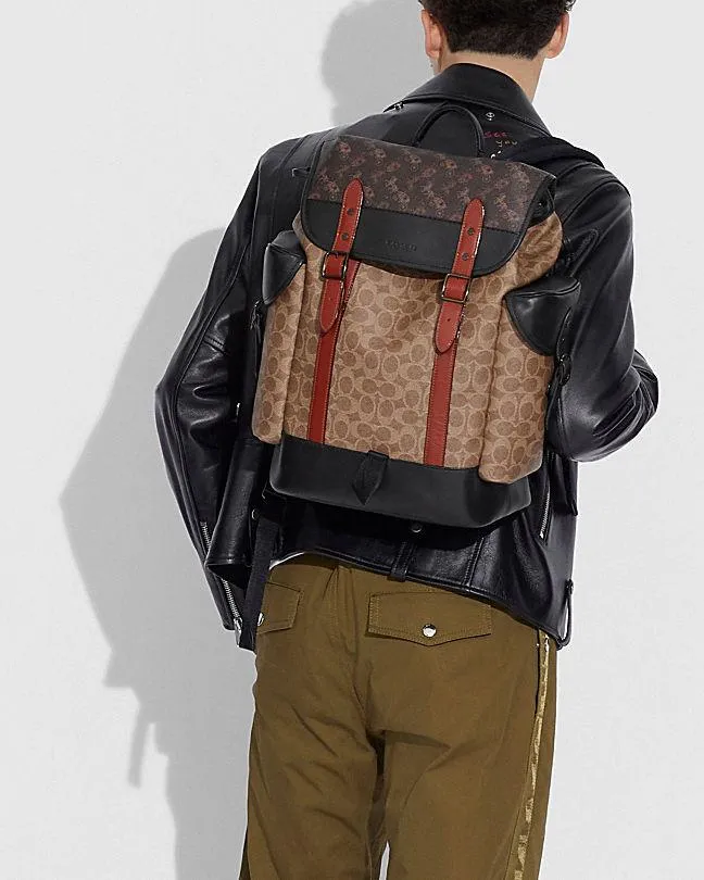 Coach Hitch Backpack in Signature Canvas with Horse & Carriage Print