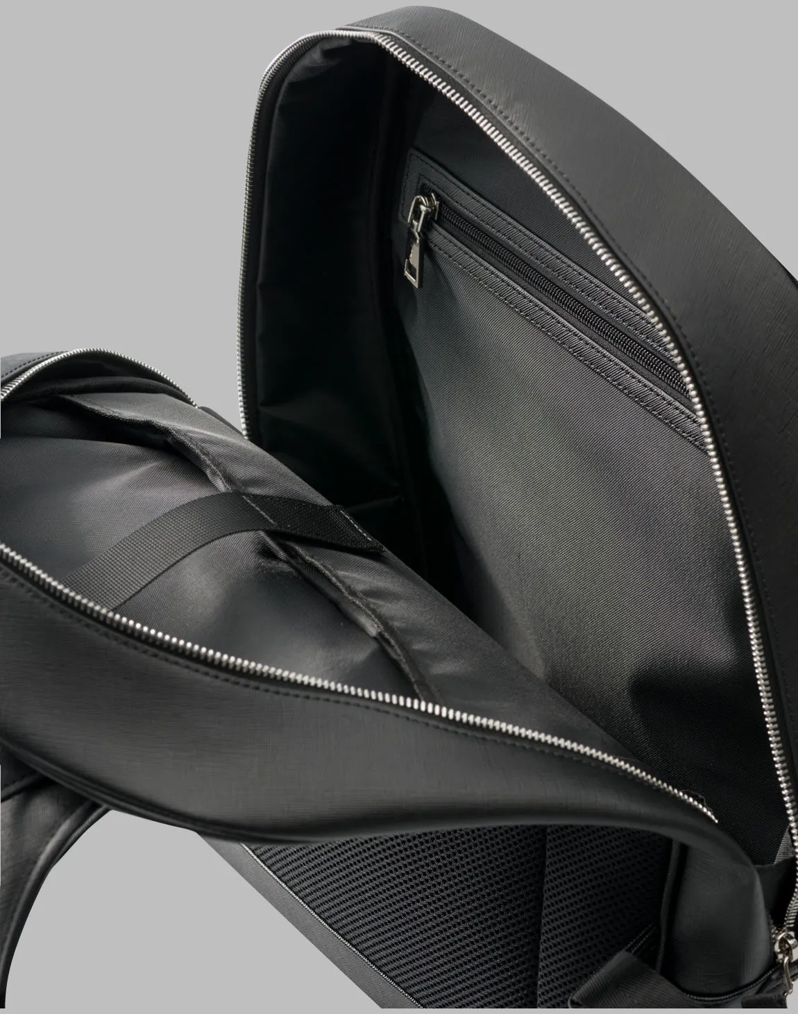 CRONOS VEGAN LEATHER BACKPACK【BLACK】