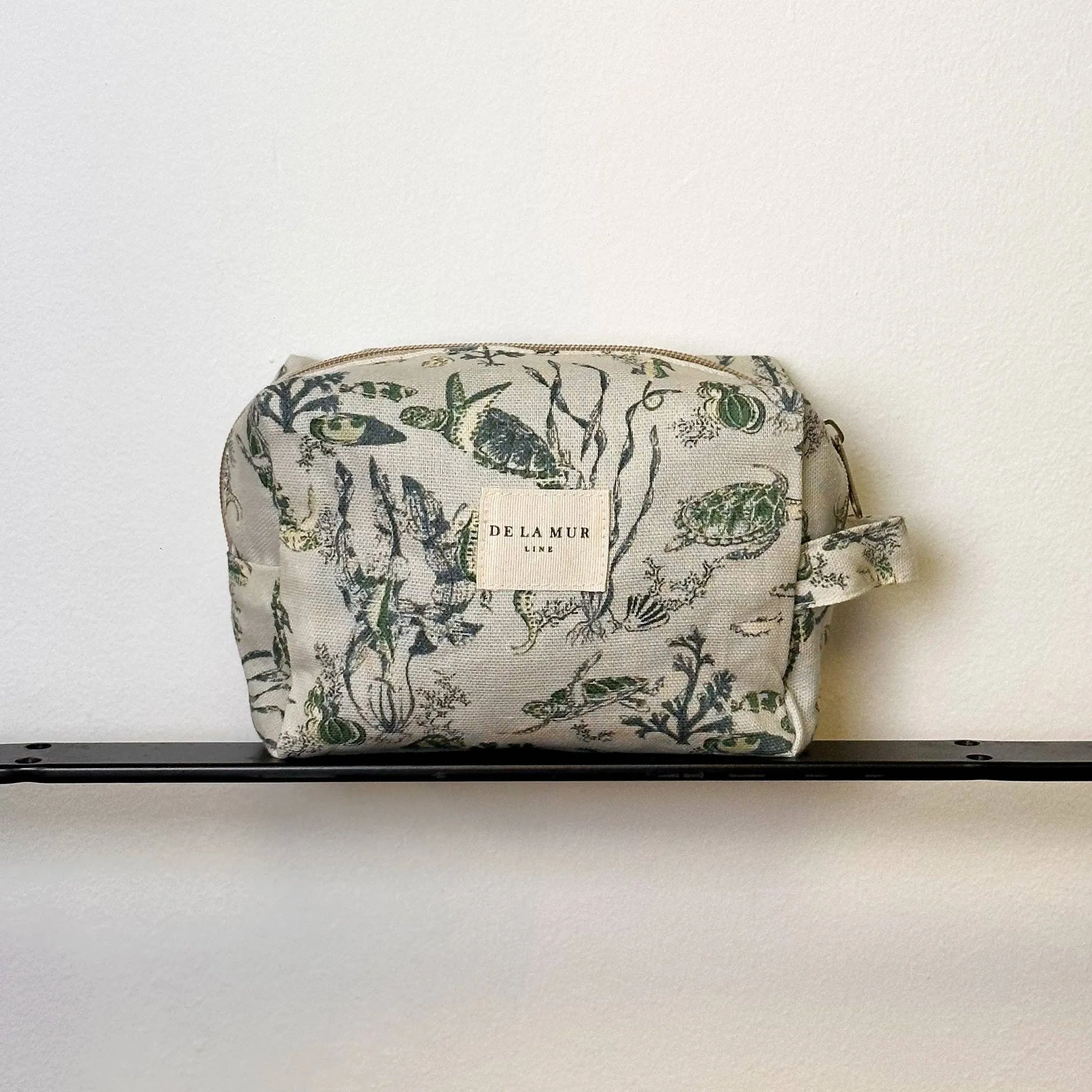 De La Mur Toiletry Bag