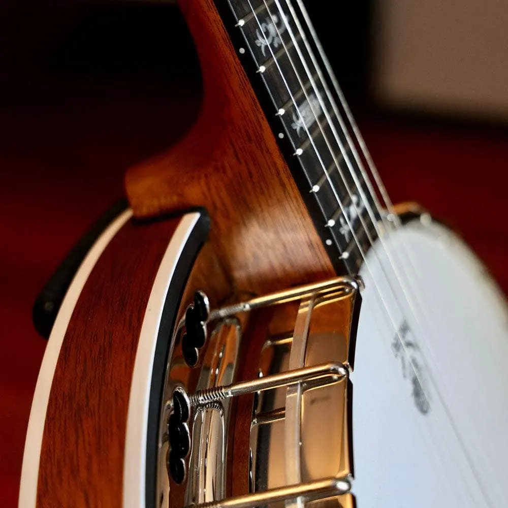 Deering Sierra 5-String Banjo (Mahogany)