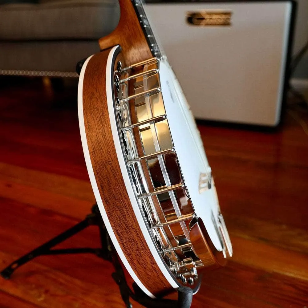 Deering Sierra 5-String Banjo (Mahogany)