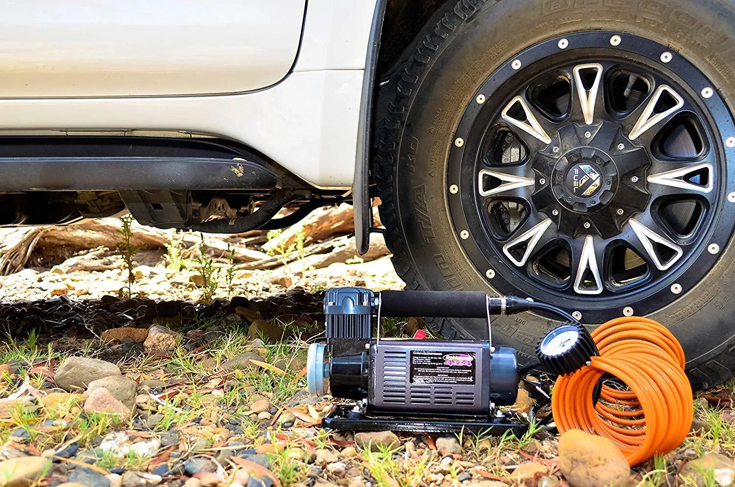 Dobinsons 4x4 Portable 12V High Output Air Compressor Kit with Bag, Hose, and Gauge(AC80-3808)