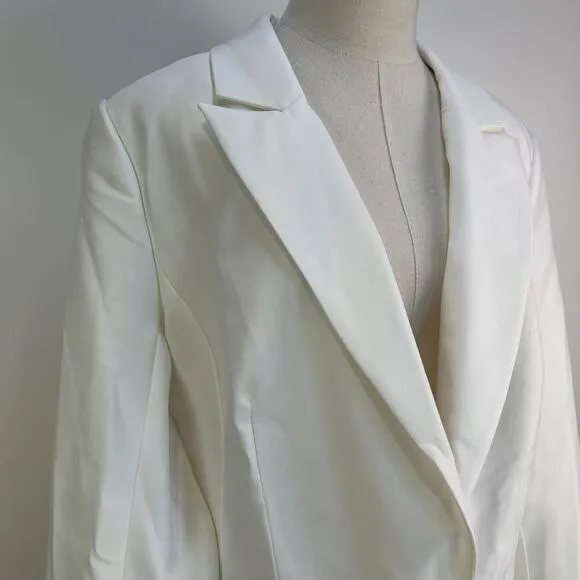 Eloquii White Split Sleeve Blazer