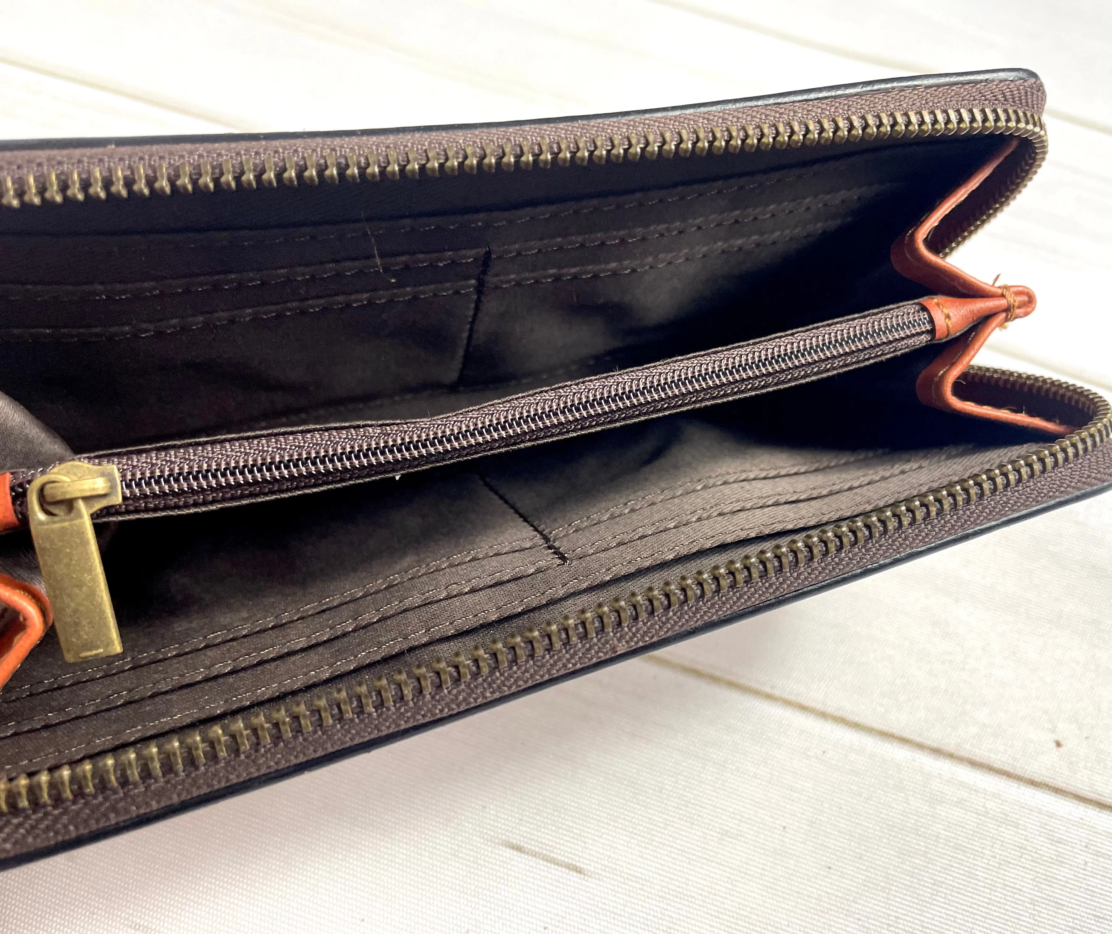 Floral & Basketweave Tooled Leather Outer Wallet
