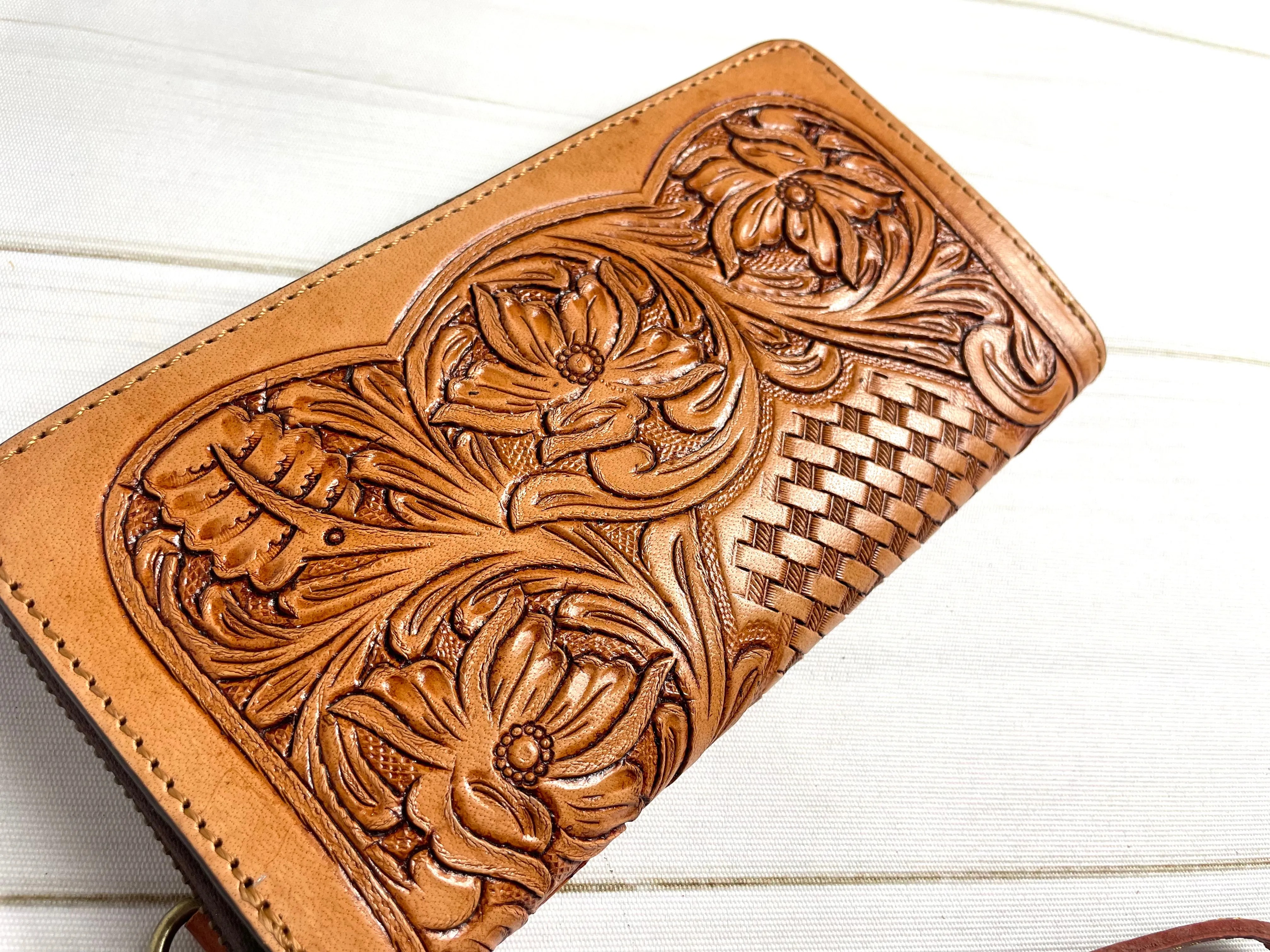 Floral & Basketweave Tooled Leather Outer Wallet