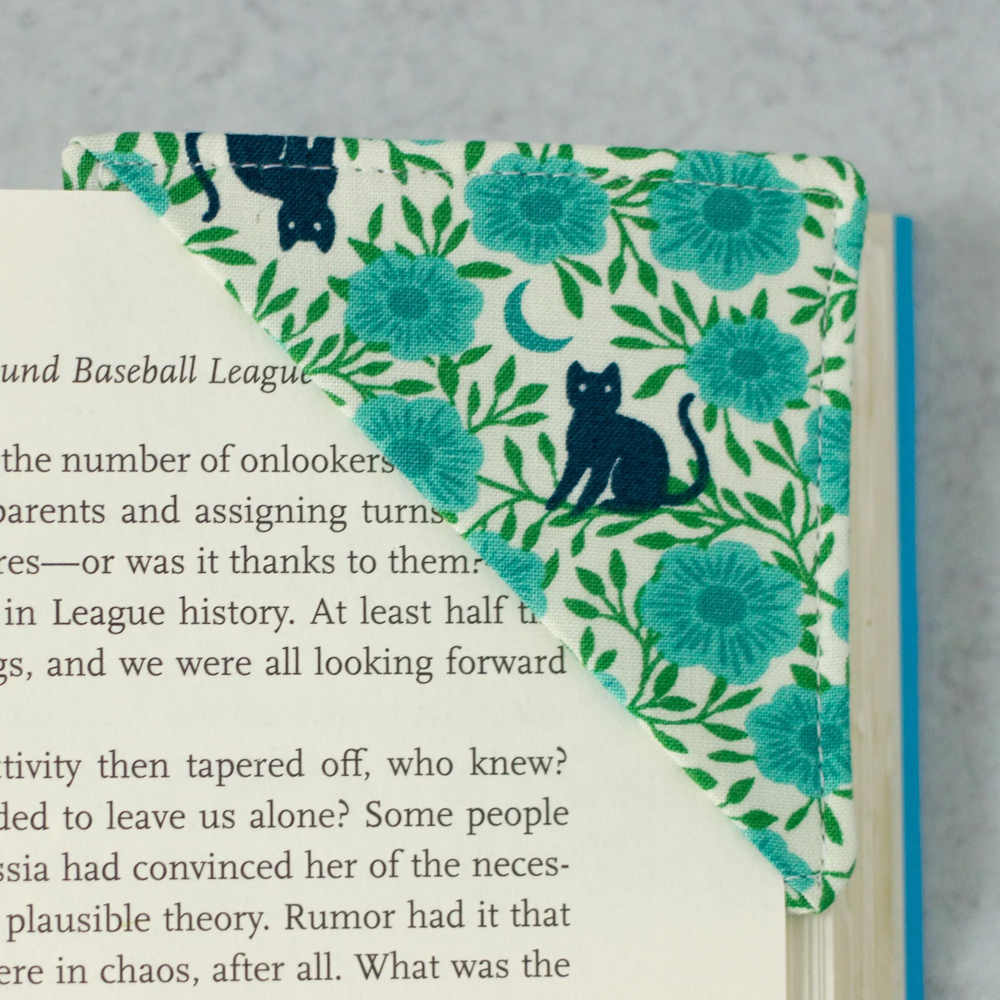 Garden Cat Bookmark