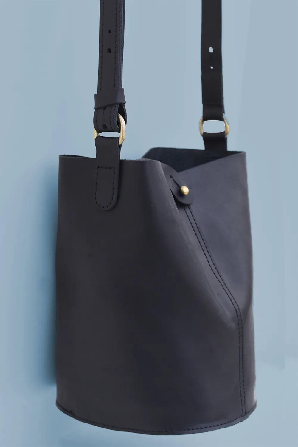 GEN Bucket Bag, Black