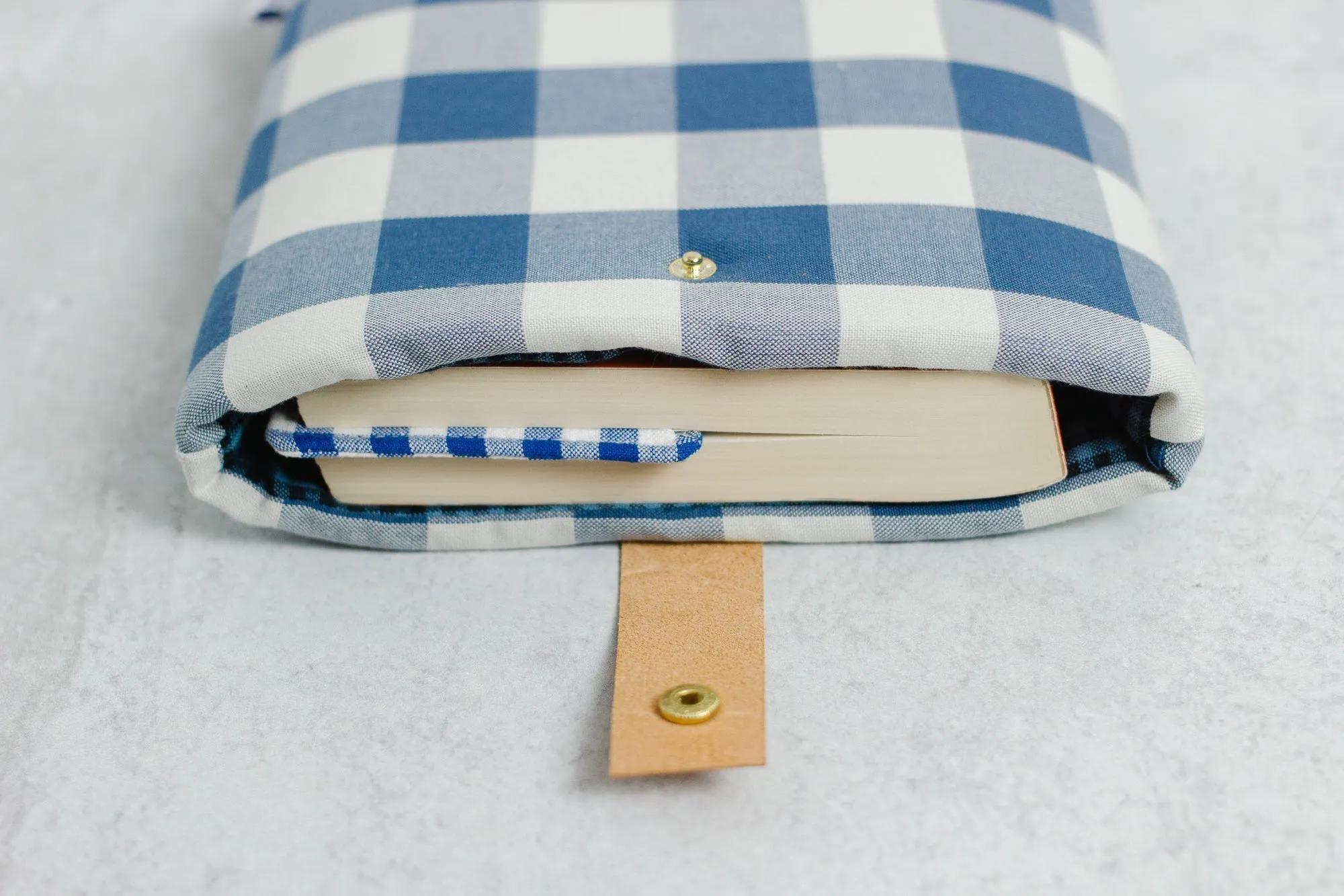 Gingham Book Sleeve