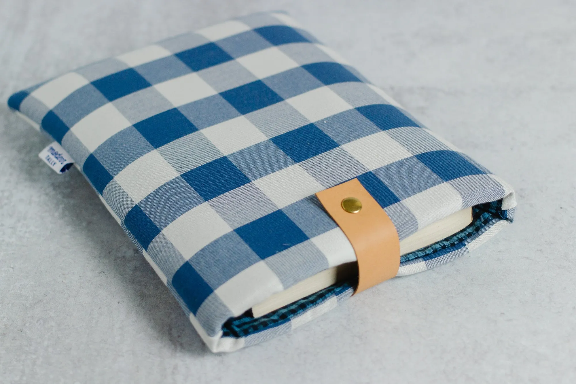 Gingham Book Sleeve