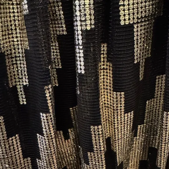 Gold and Black Shiny Long Sleeve Maxi Formal Dress size Medium