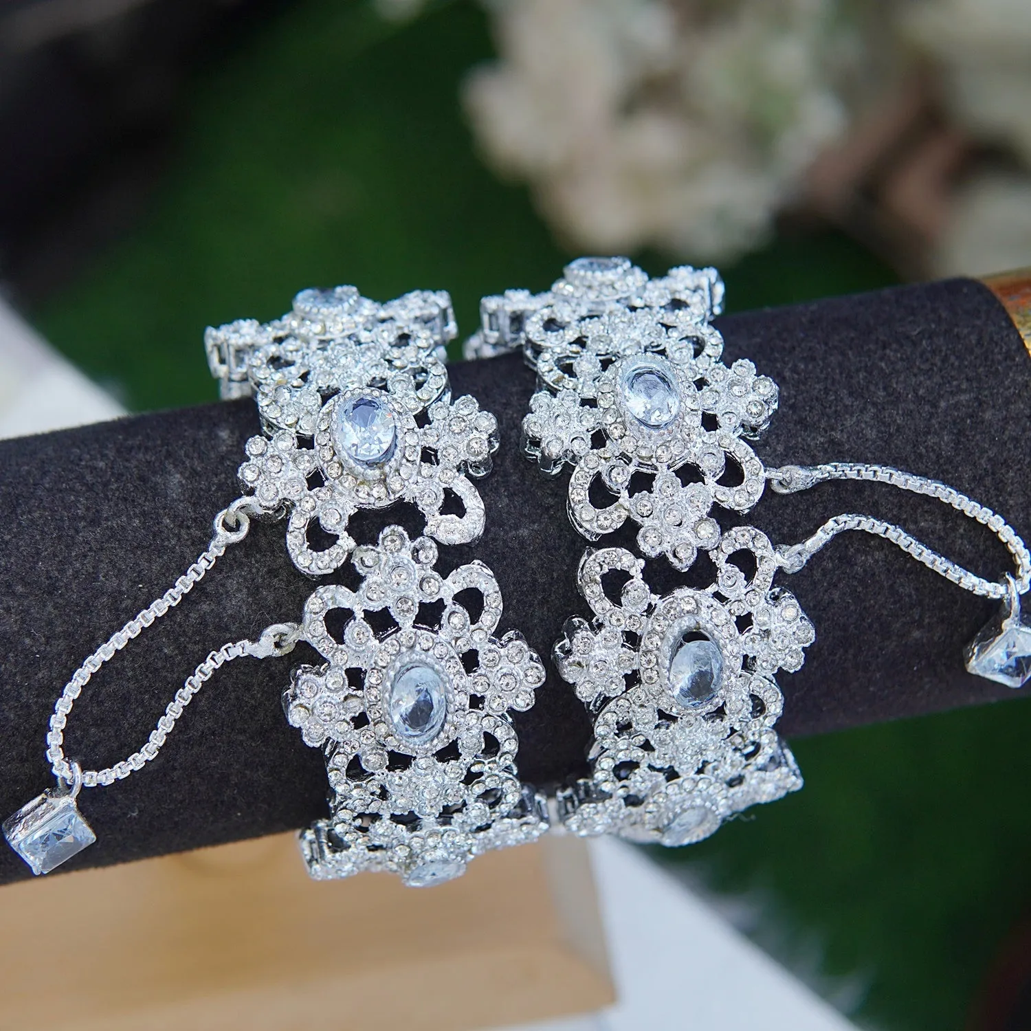 Graceful Gems Zircons Bangles Set
