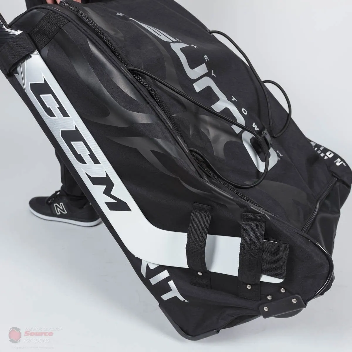 Grit GT4 Sumo Junior Tower Goalie Wheel Bag