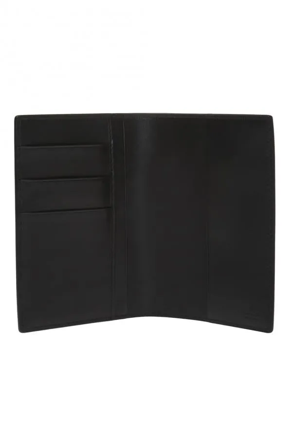 Gucci Bifold Passport Holder in Black