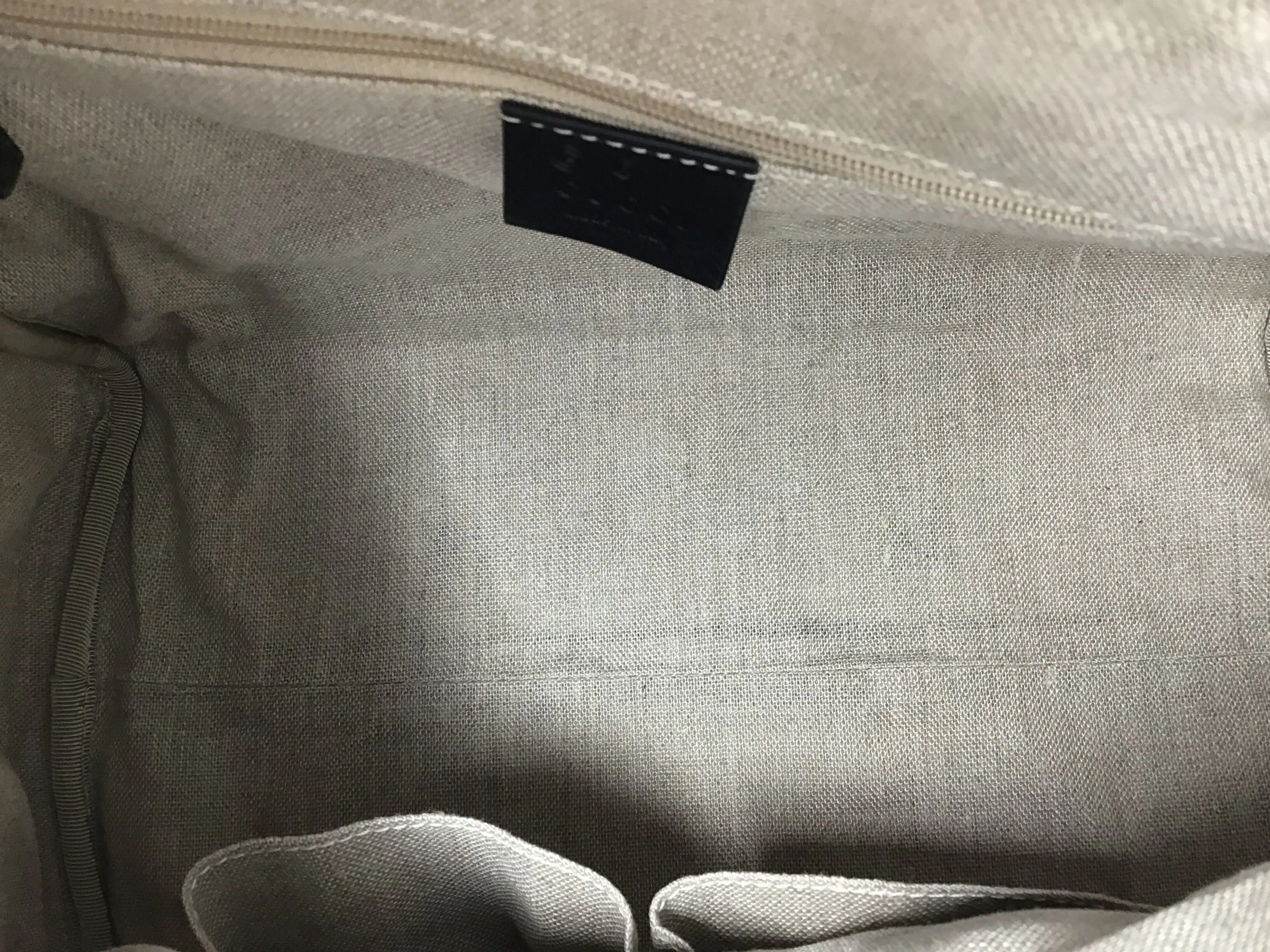 Gucci Black 'Joy Boston' MD Microguccissima W/Strap