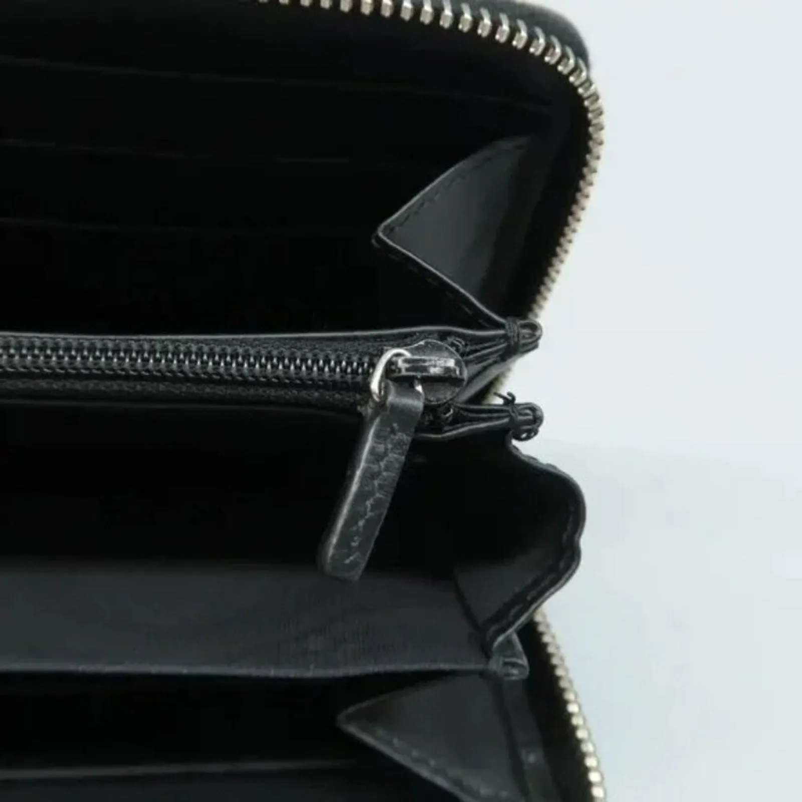 GUCCI Guccissima Black Leather Wallet