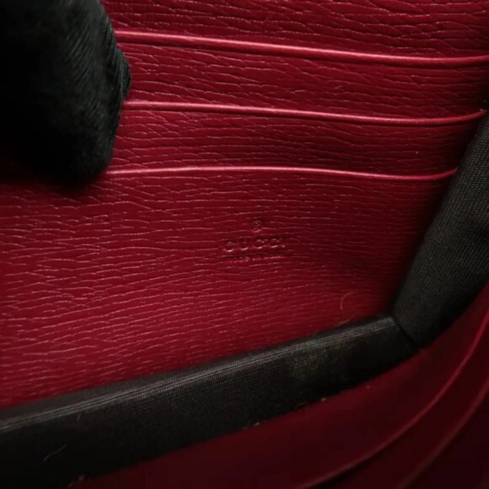 GUCCI Interlocking Red Leather Shoulder Bag