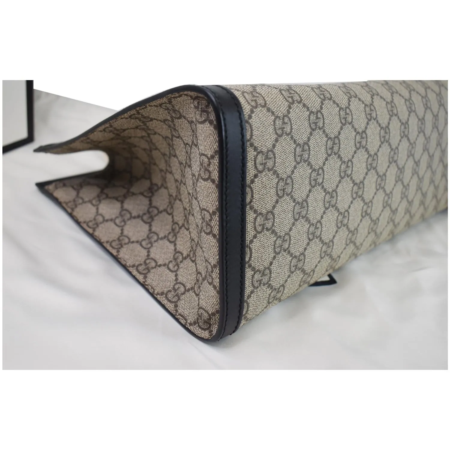 GUCCI Padlock Medium GG Supreme Canvas Shoulder Bag Beige 479197