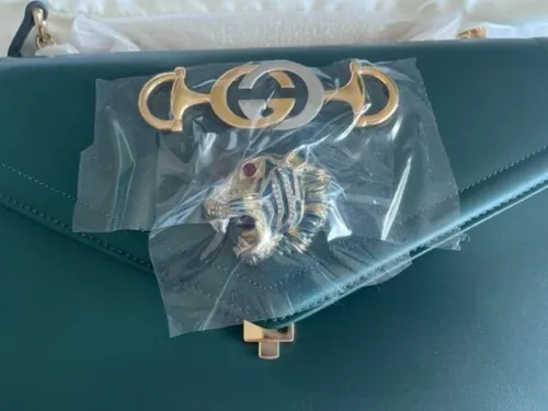 Gucci Rajah Chain Shoulder Bag Leather Medium Gold Dark Green Handbag Vitello NEW