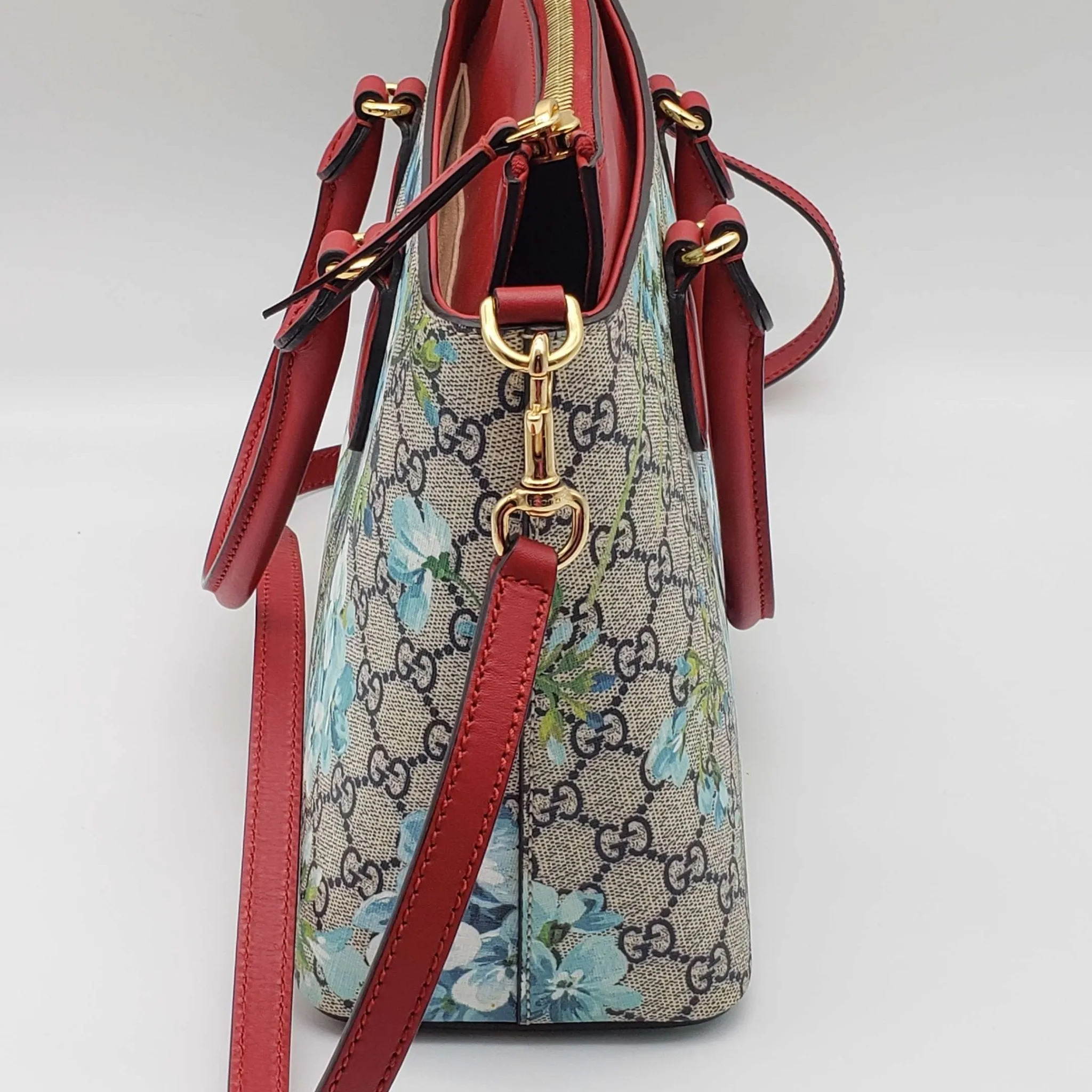 Gucci Supreme Floral Bloom Blue Hand Bag and Shoulder Bag
