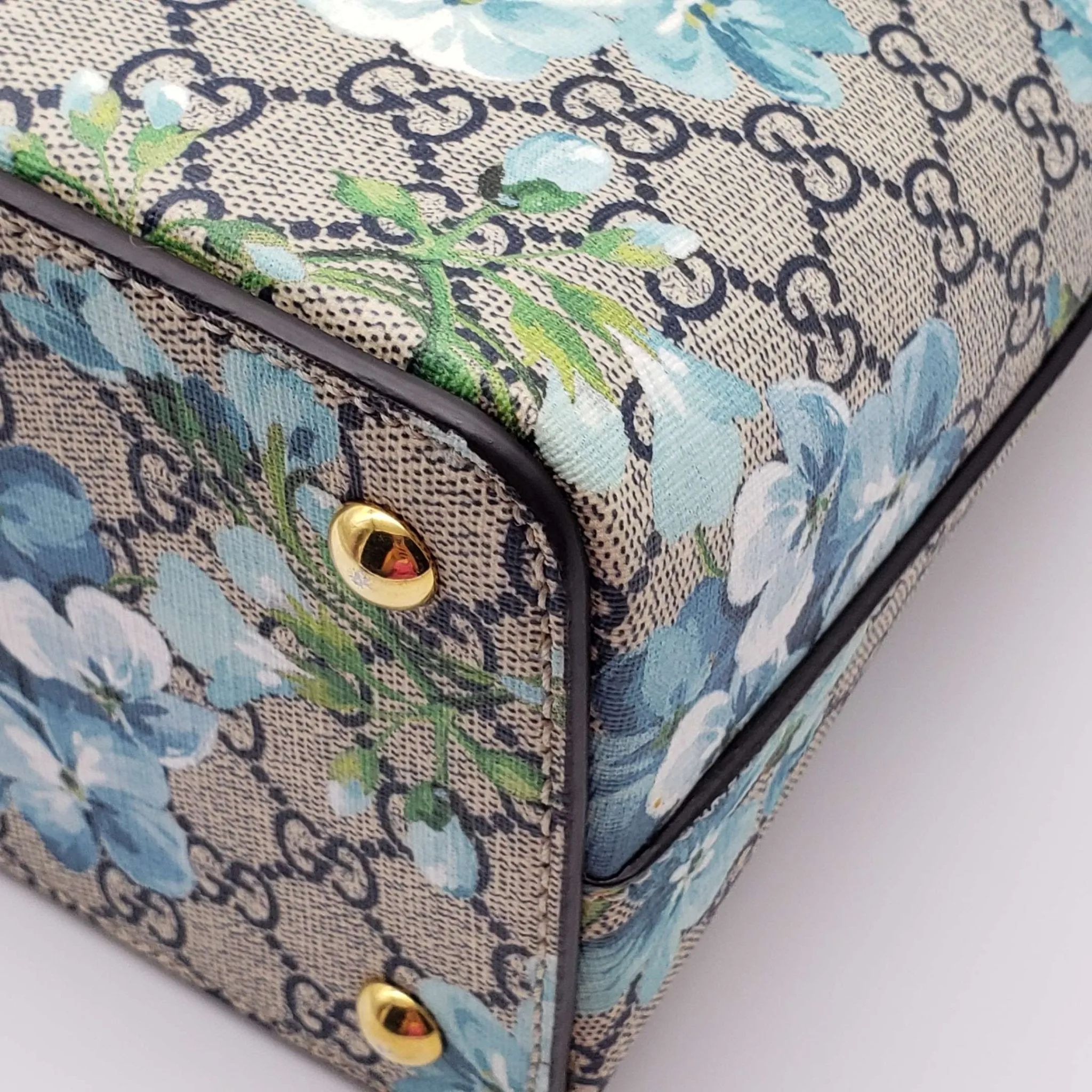 Gucci Supreme Floral Bloom Blue Hand Bag and Shoulder Bag