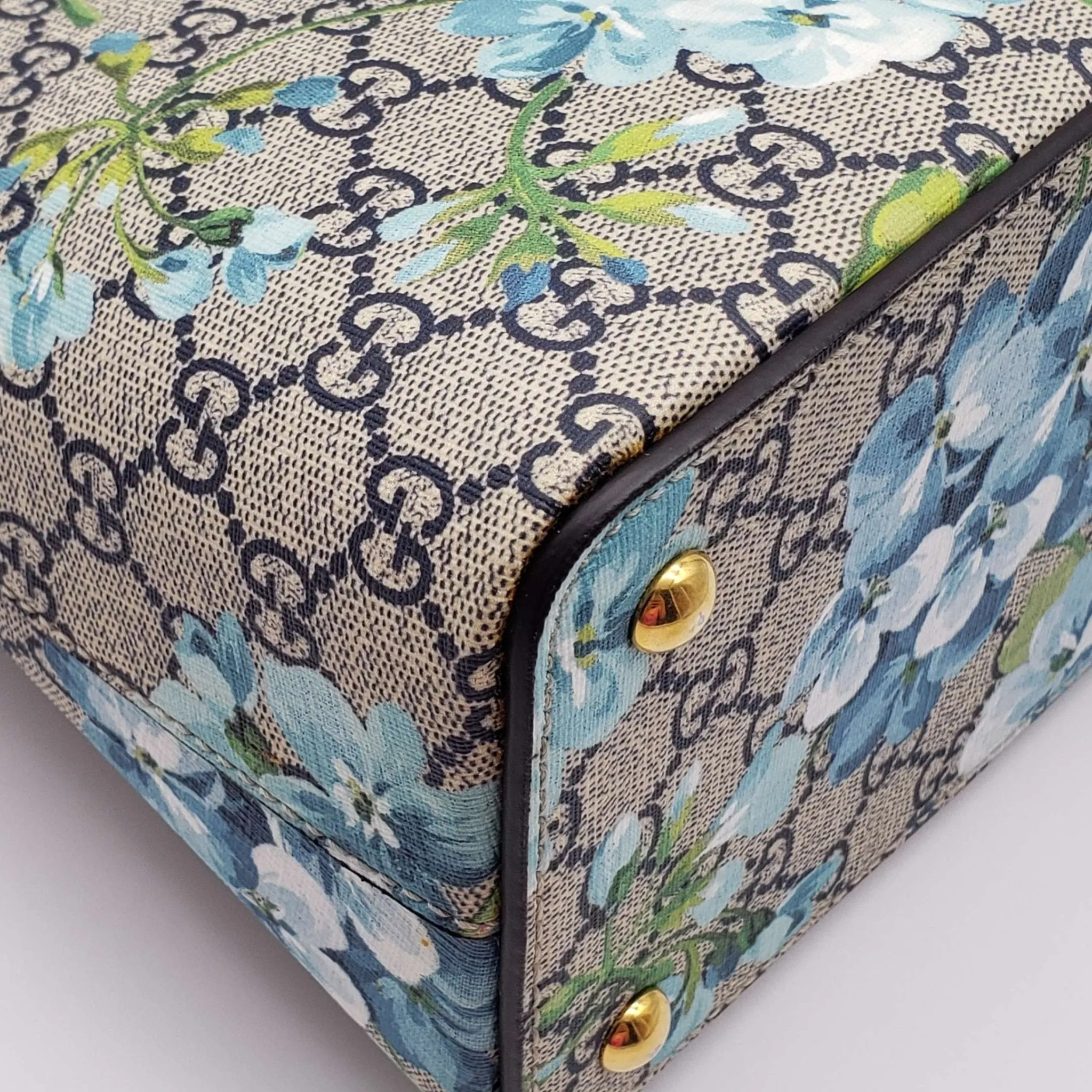 Gucci Supreme Floral Bloom Blue Hand Bag and Shoulder Bag