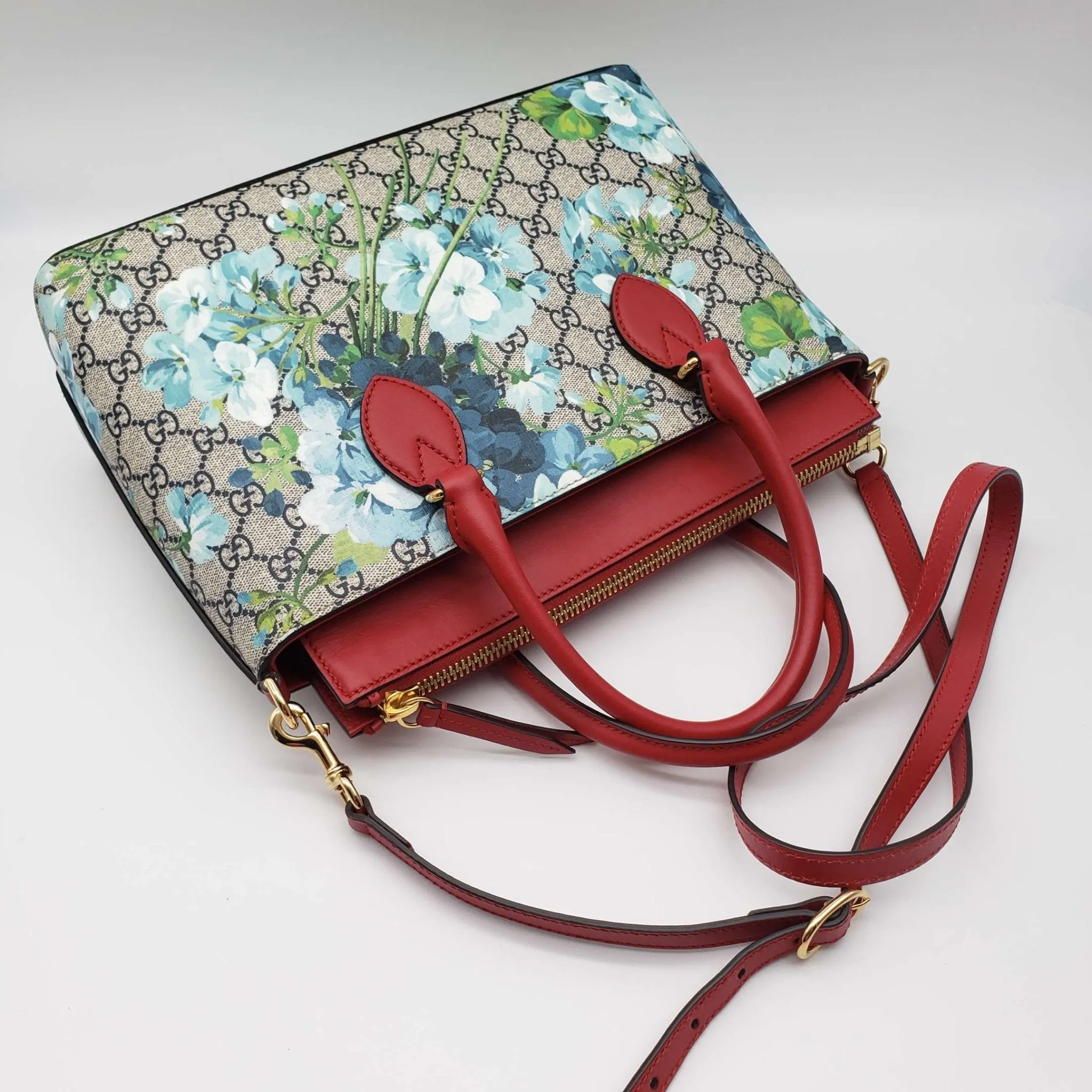 Gucci Supreme Floral Bloom Blue Hand Bag and Shoulder Bag