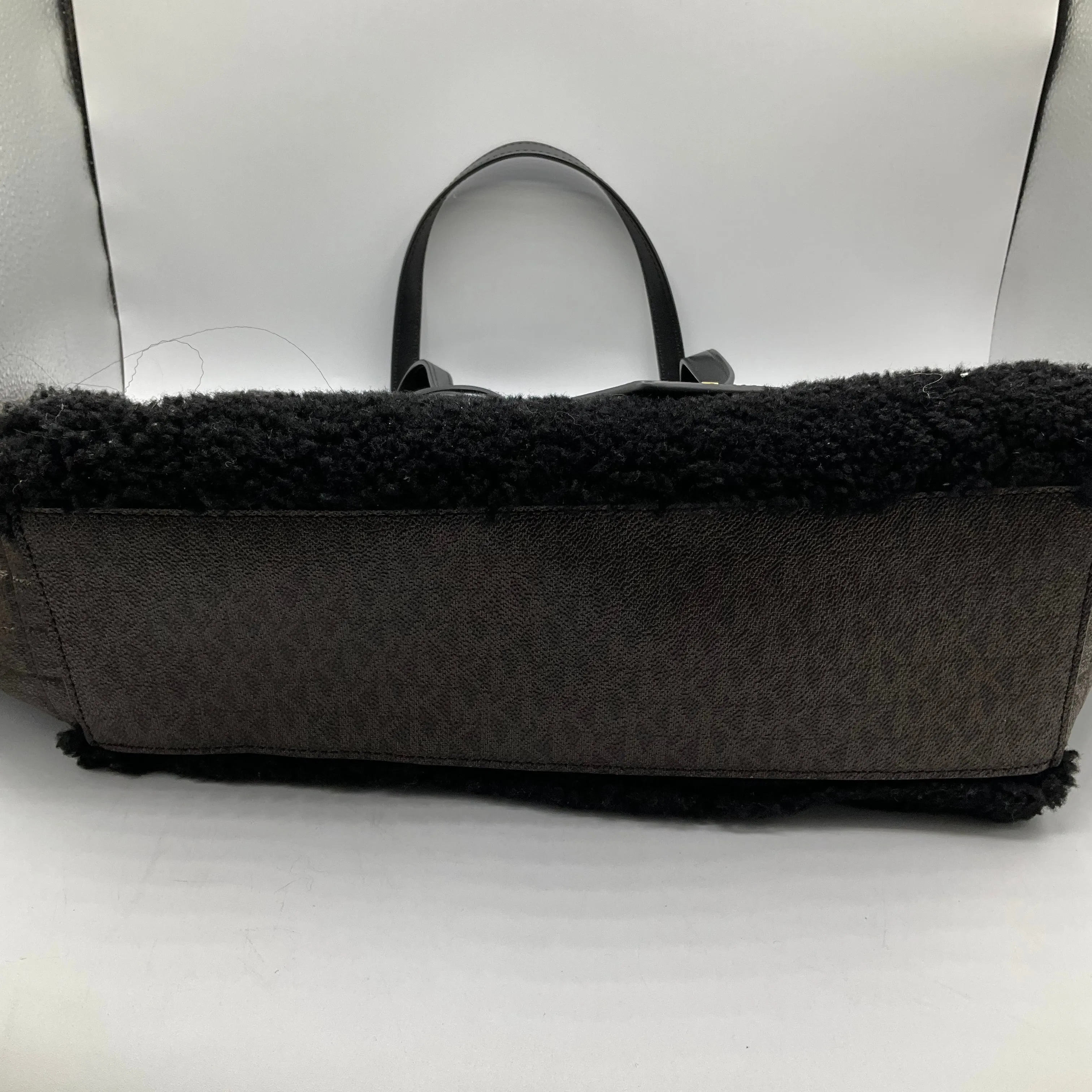Handbag Designer By Michael Kors, Size: Large