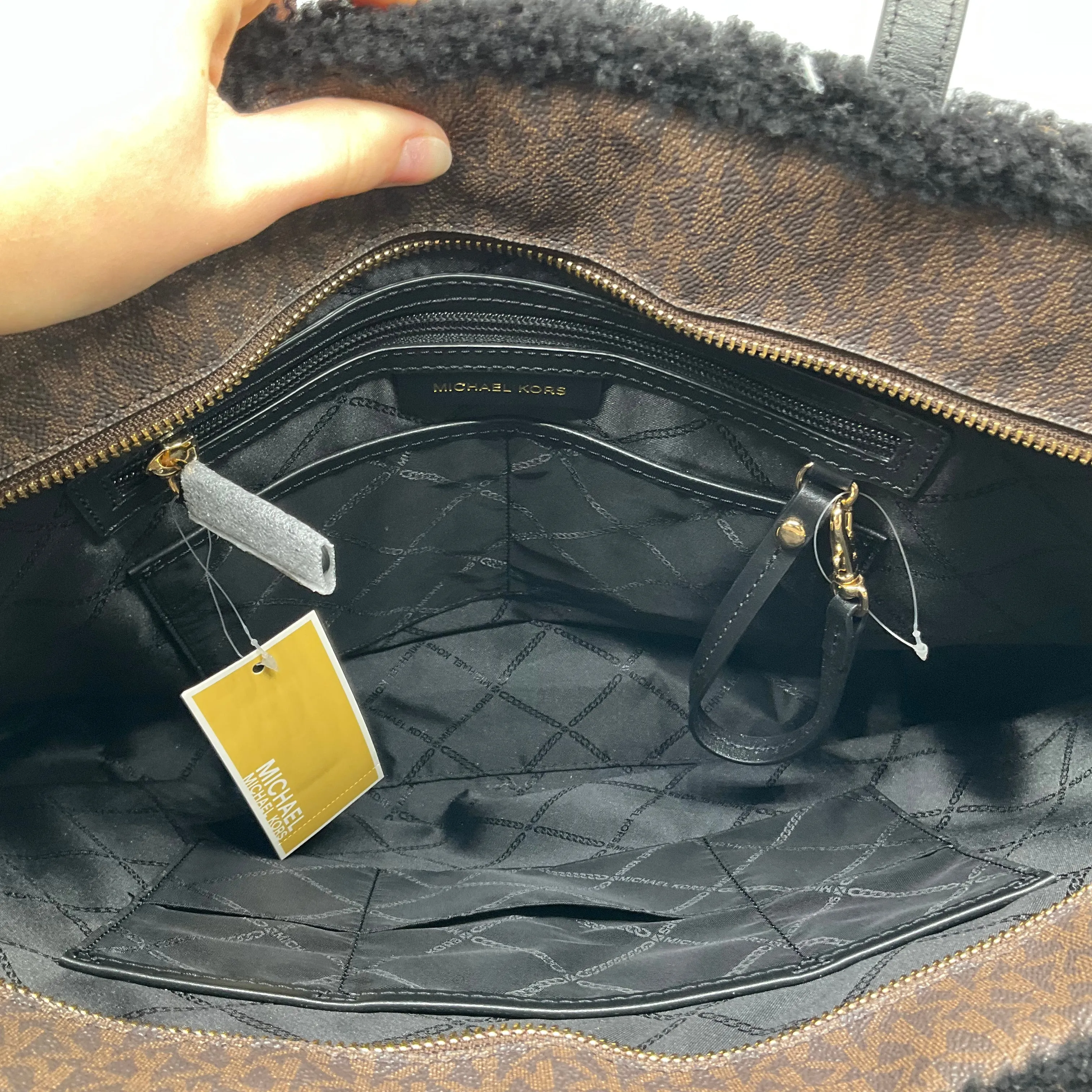 Handbag Designer By Michael Kors, Size: Large