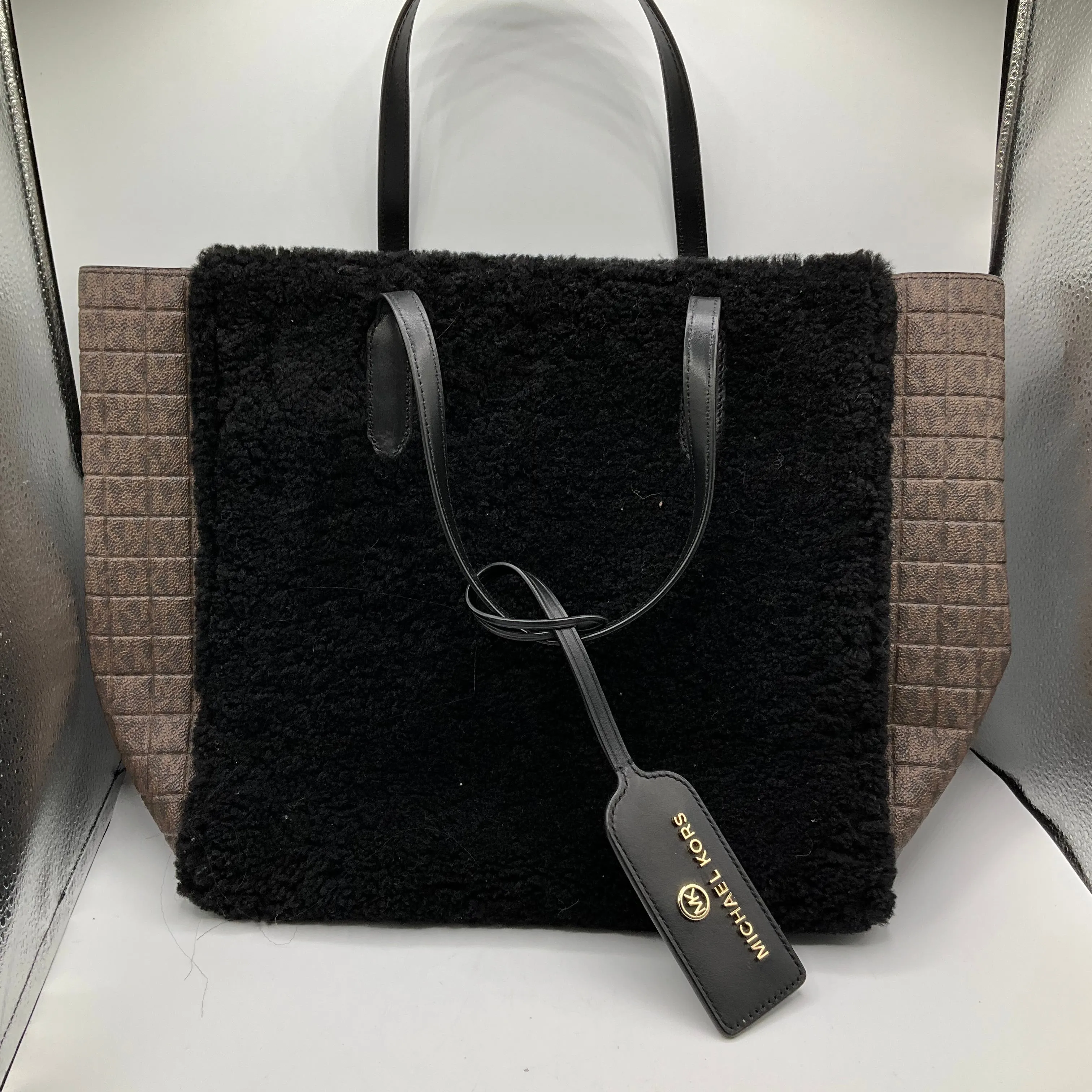 Handbag Designer By Michael Kors, Size: Large