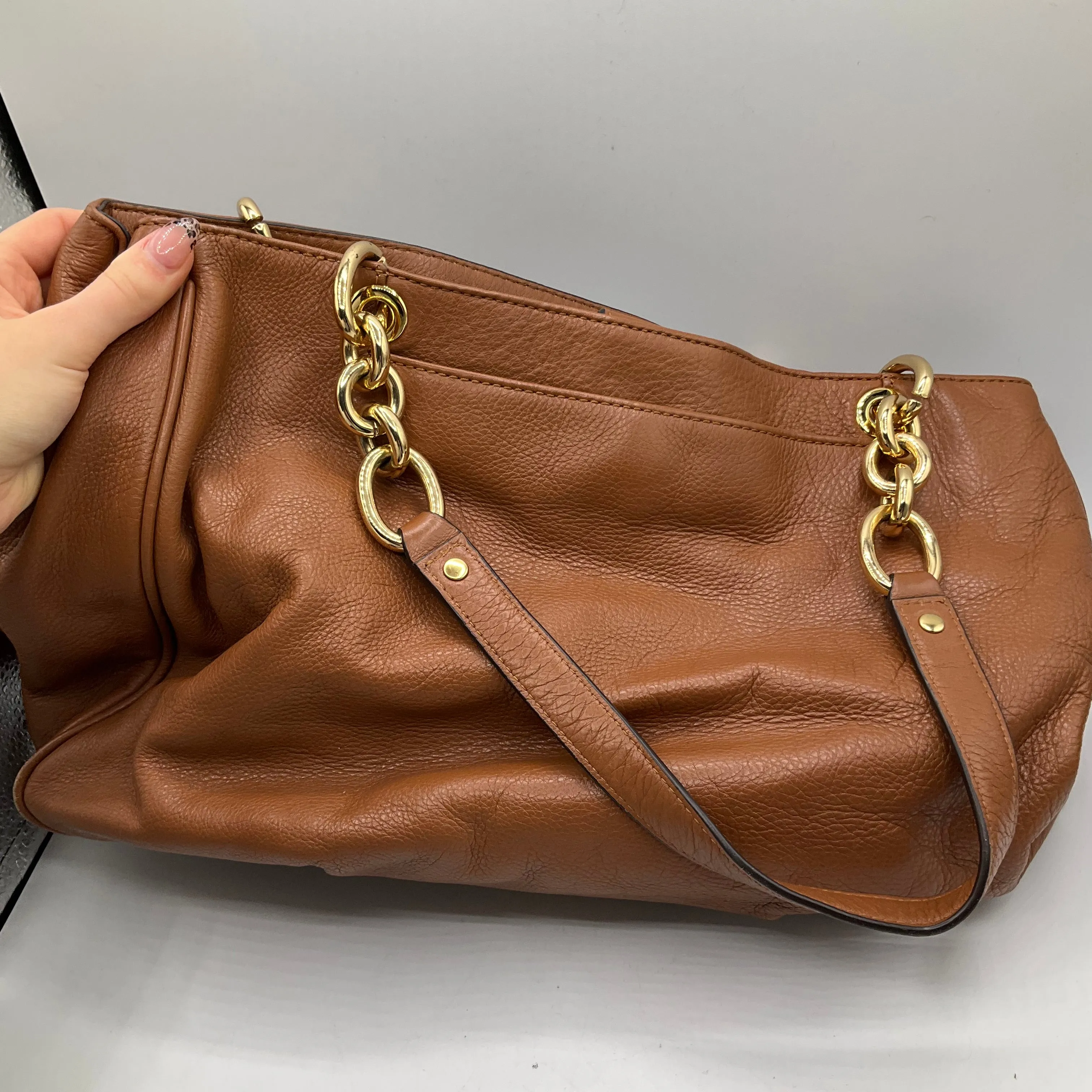 Handbag Designer By Michael Kors, Size: Medium