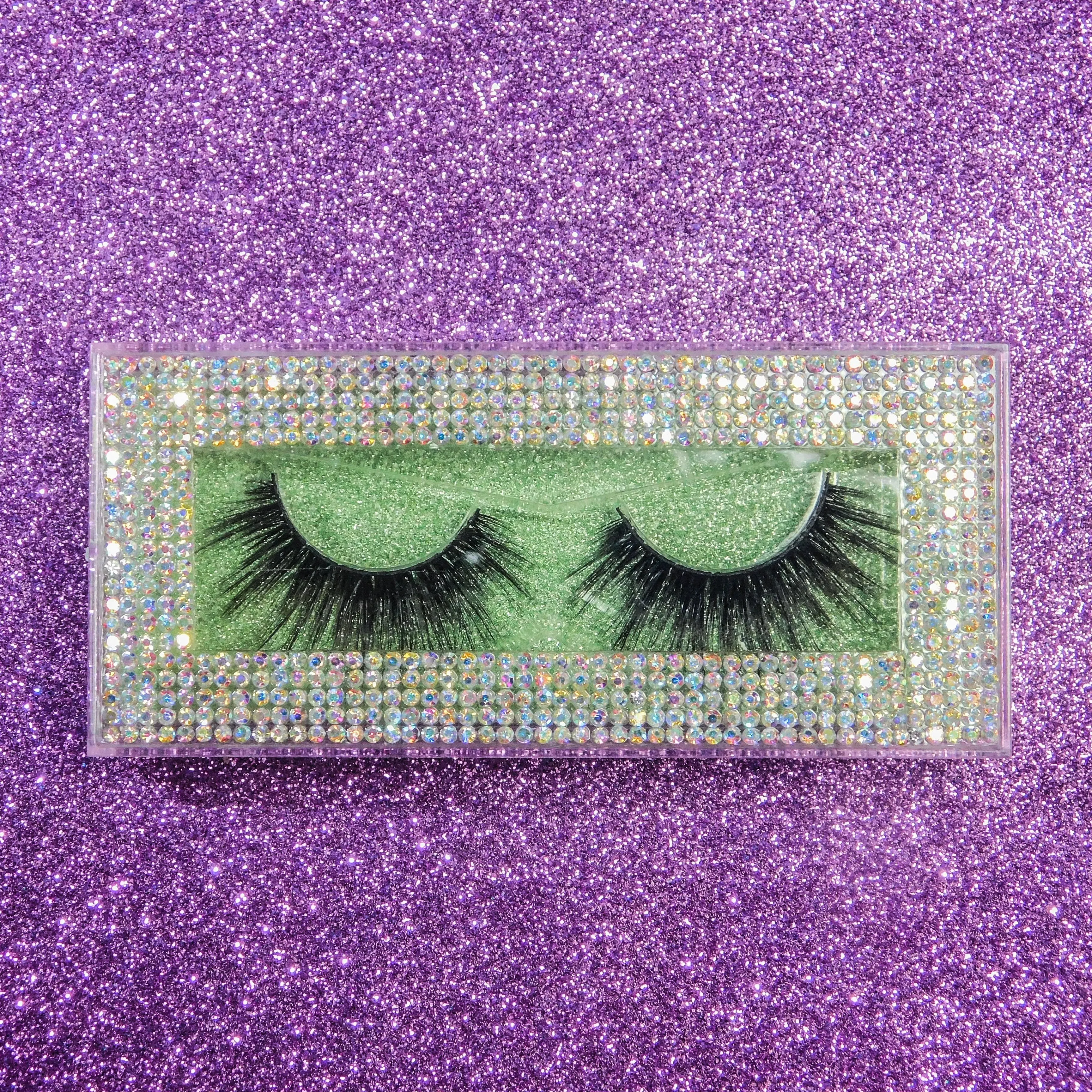 Kind Of Me Lashes - Floral
