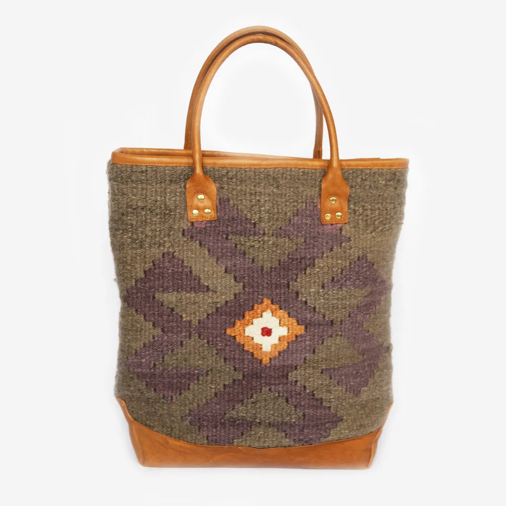 Lila Tote