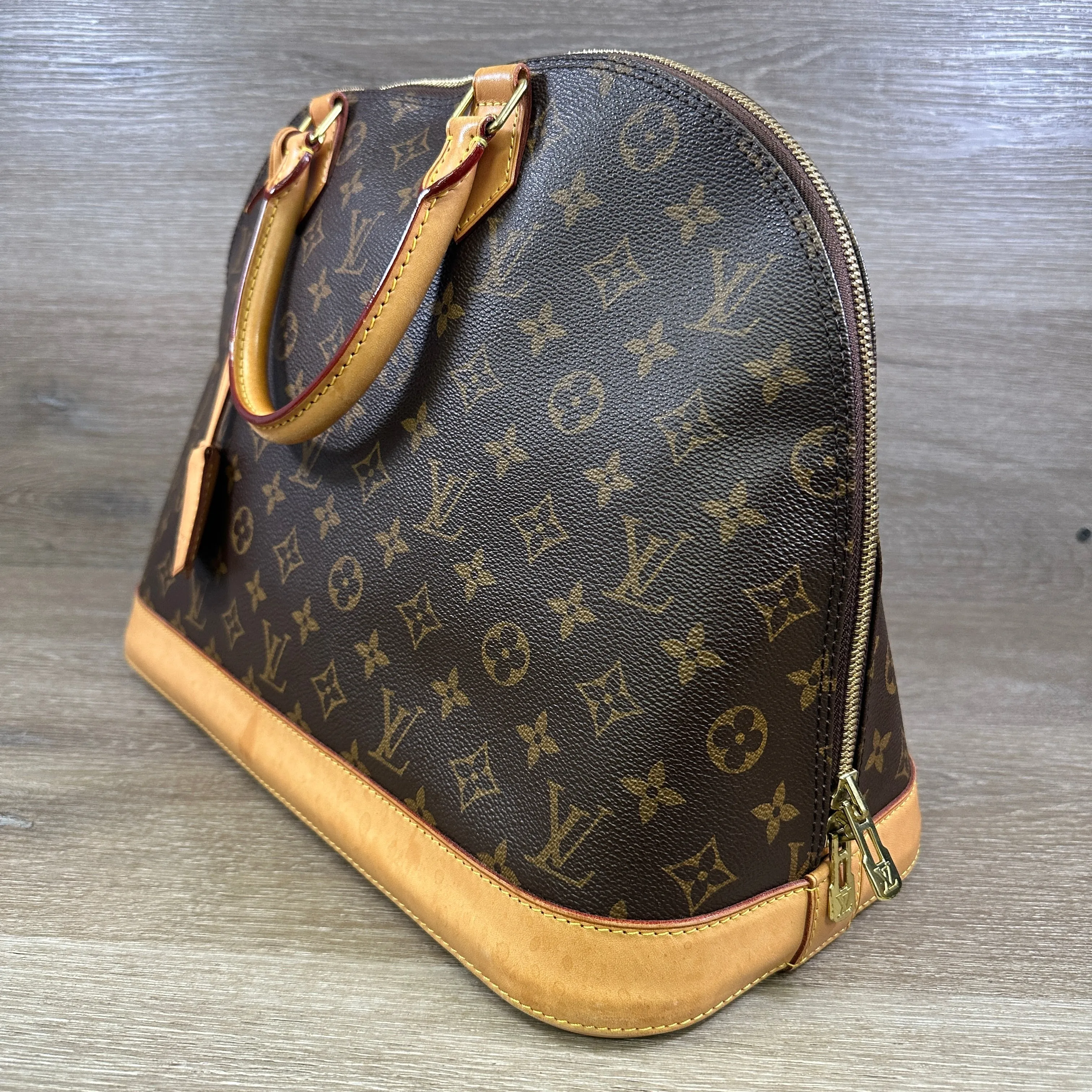 Louis Vuitton Alma GM - Monogram (Retired)